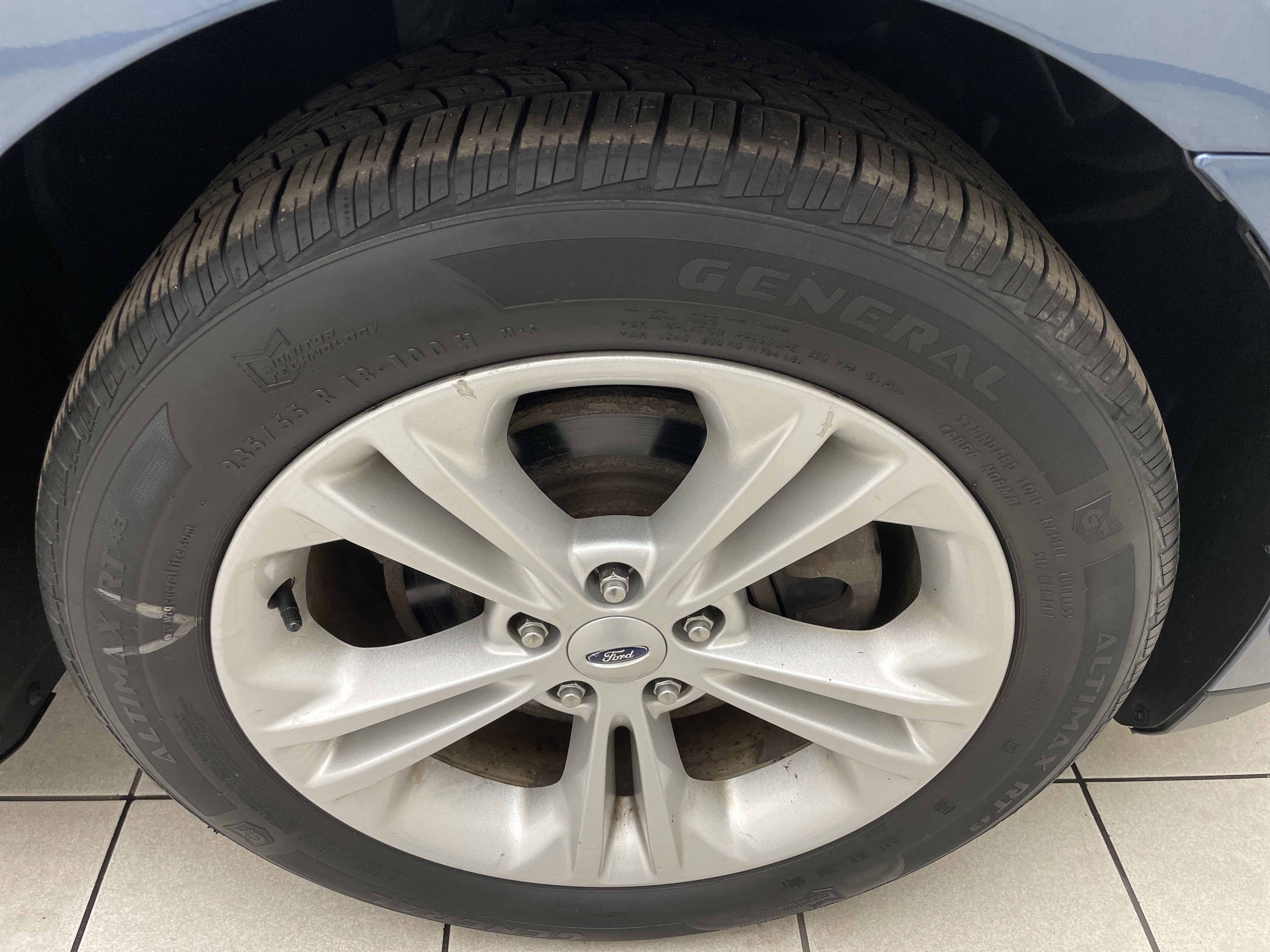 2018 Ford Taurus SEL