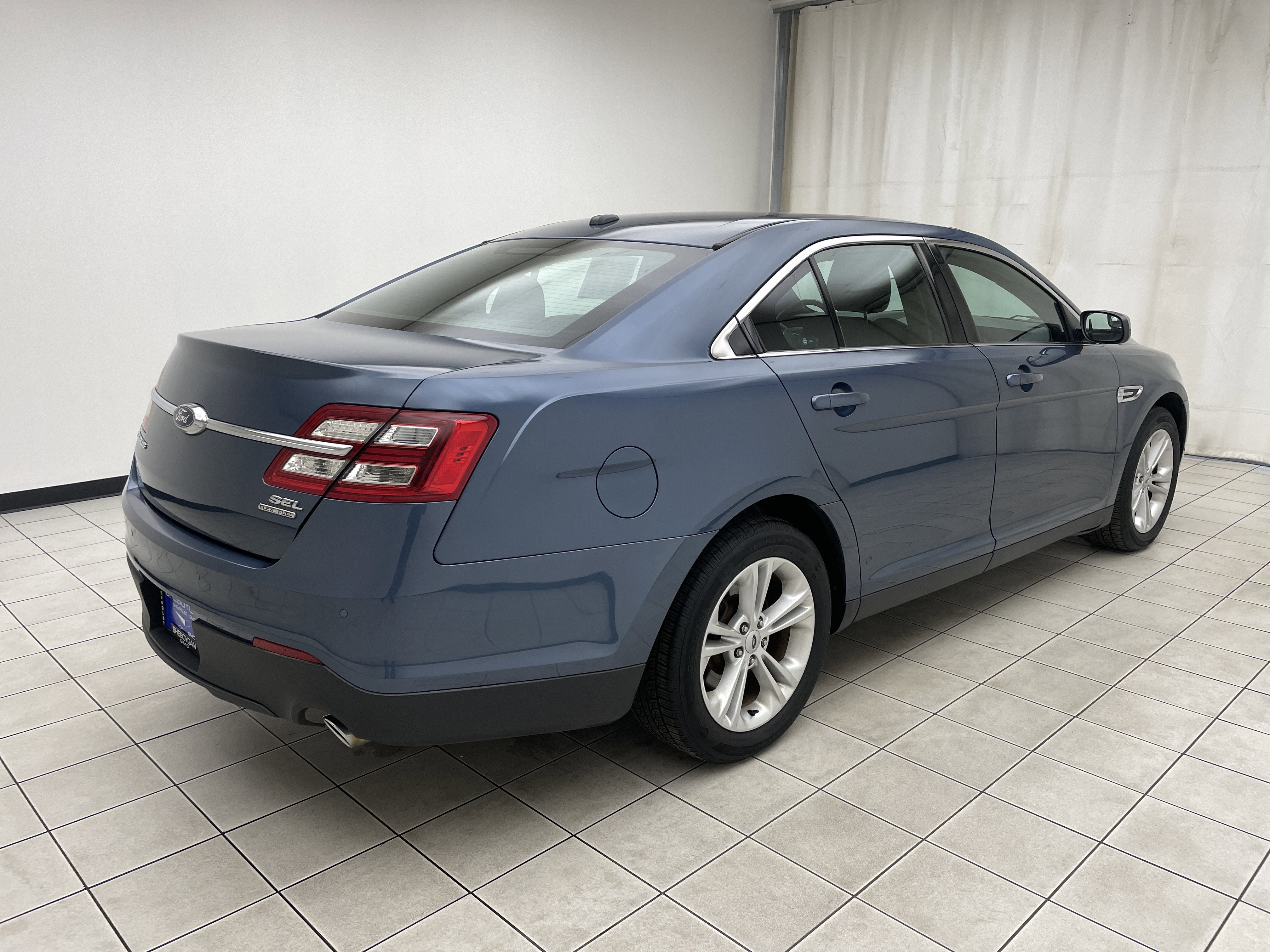 2018 Ford Taurus SEL