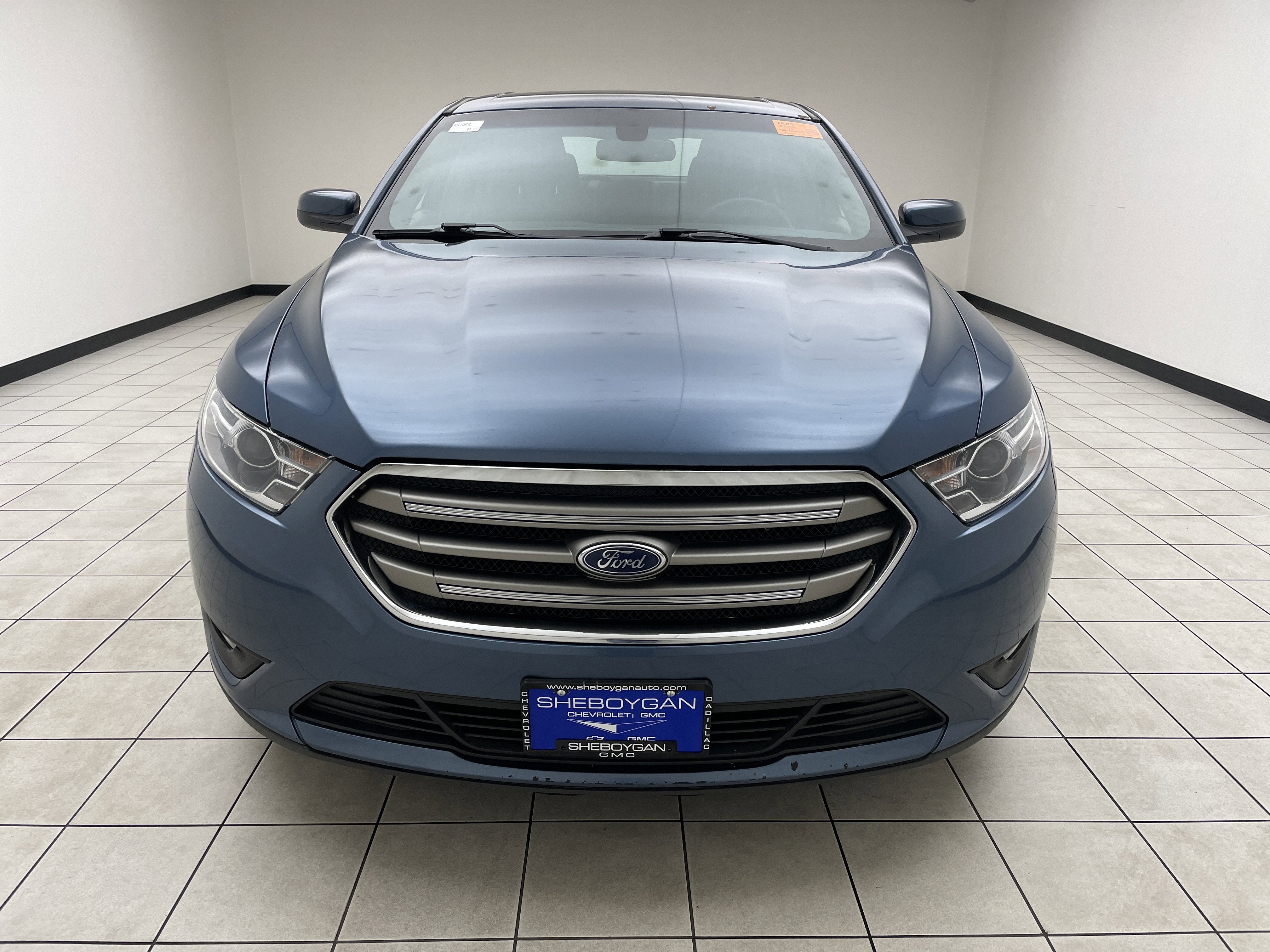 2018 Ford Taurus SEL