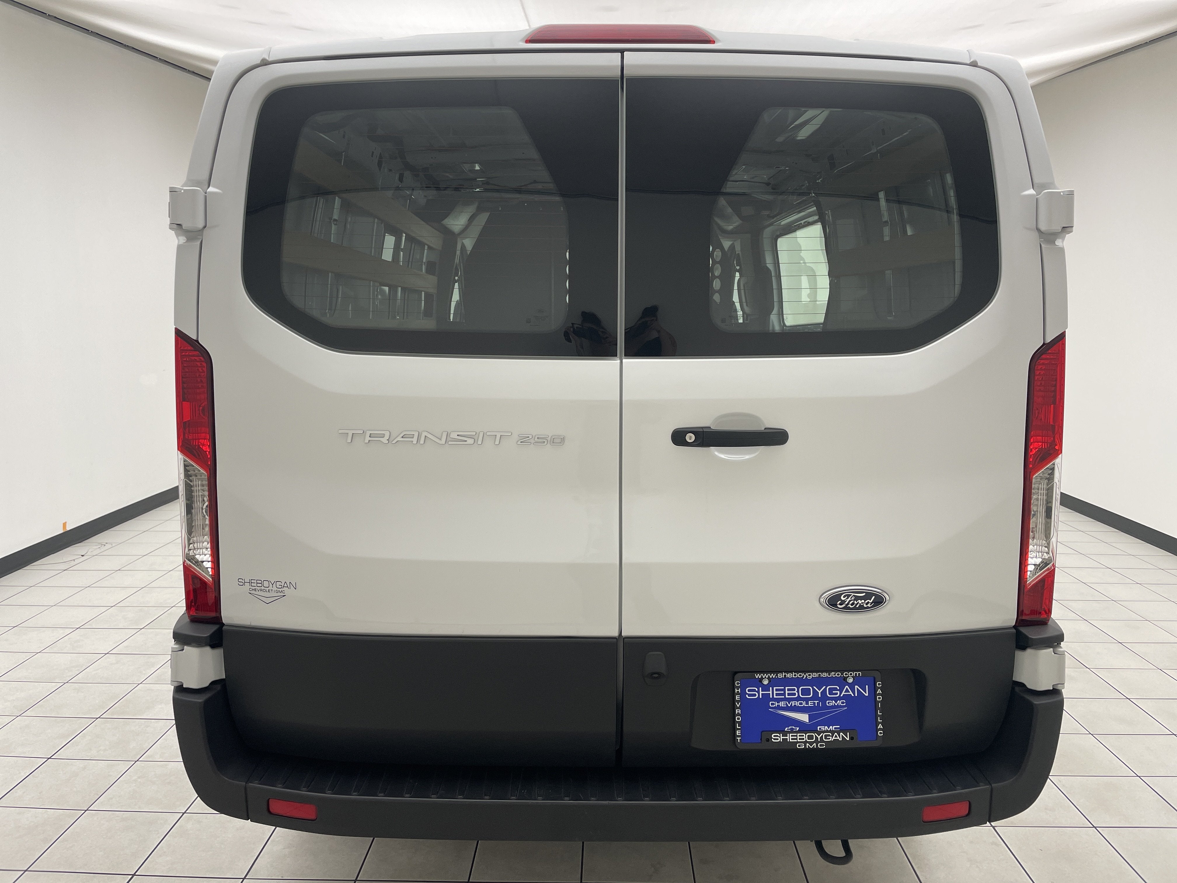 2025 Ford Transit Cargo Van T-250 130" Low Rf 9070 GVWR RWD