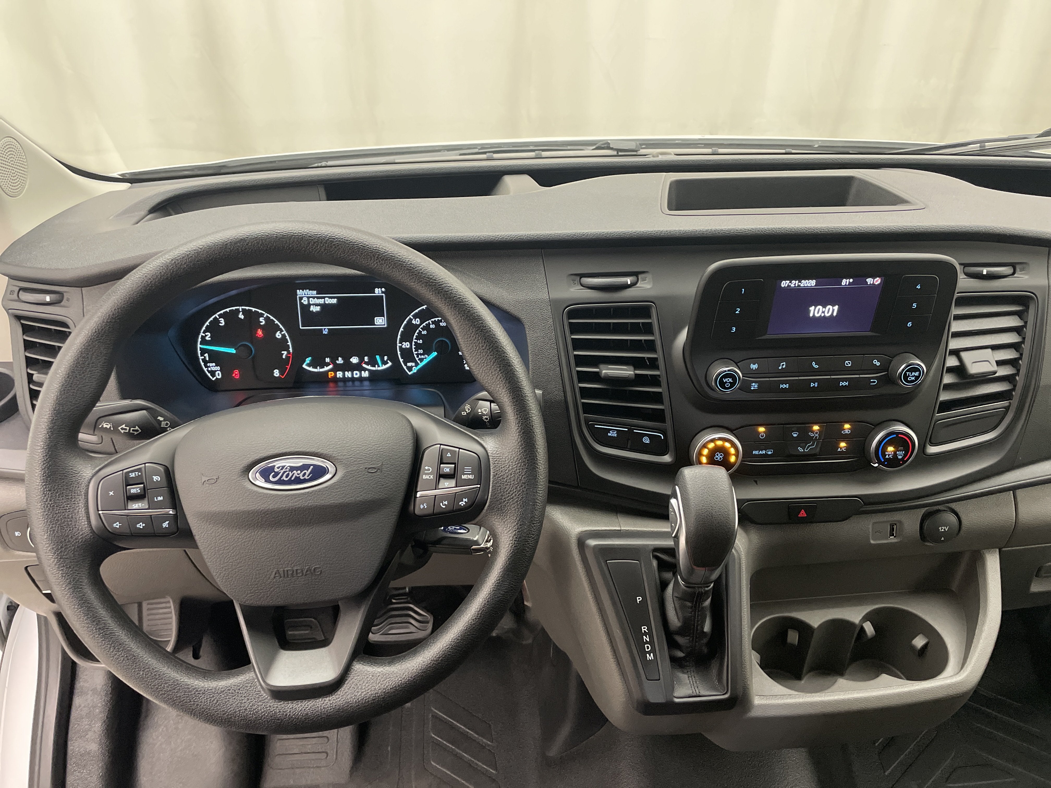 2025 Ford Transit Cargo Van T-250 130" Low Rf 9070 GVWR RWD