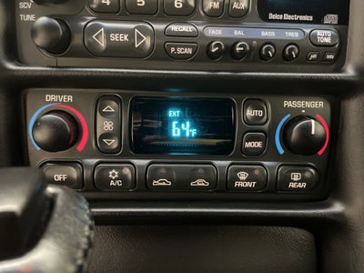 2004 Chevrolet Corvette 2dr Cpe