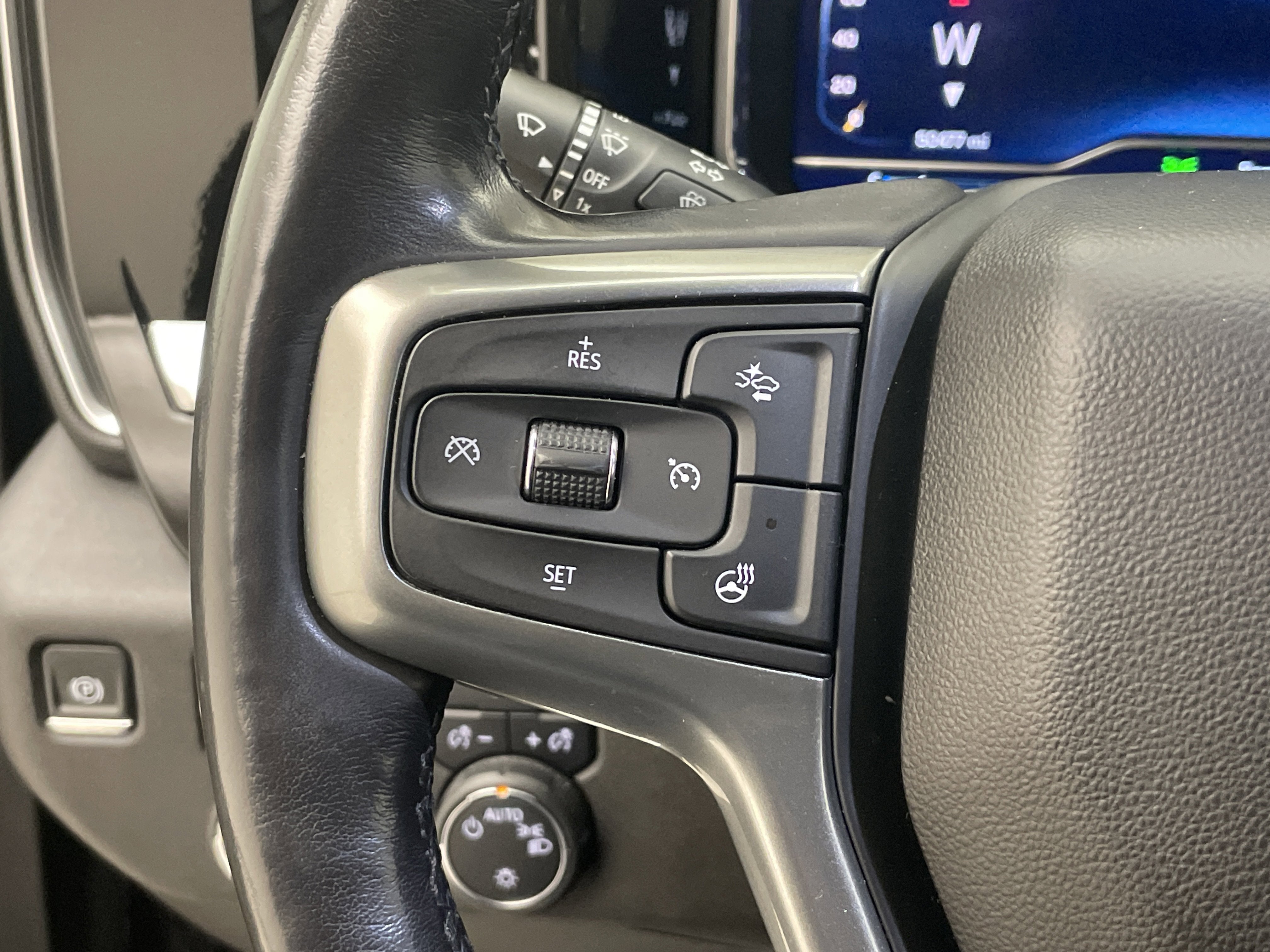 2022 Chevrolet Silverado 1500 LT (2FL)