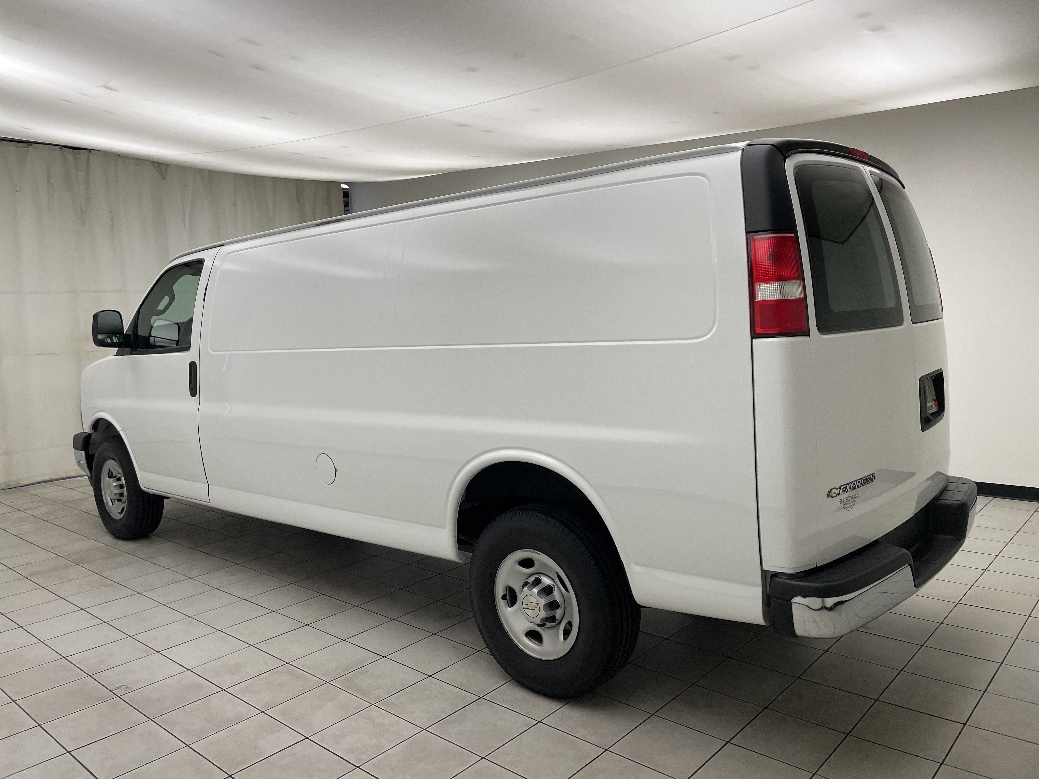 2024 Chevrolet Express Cargo 2500 WT