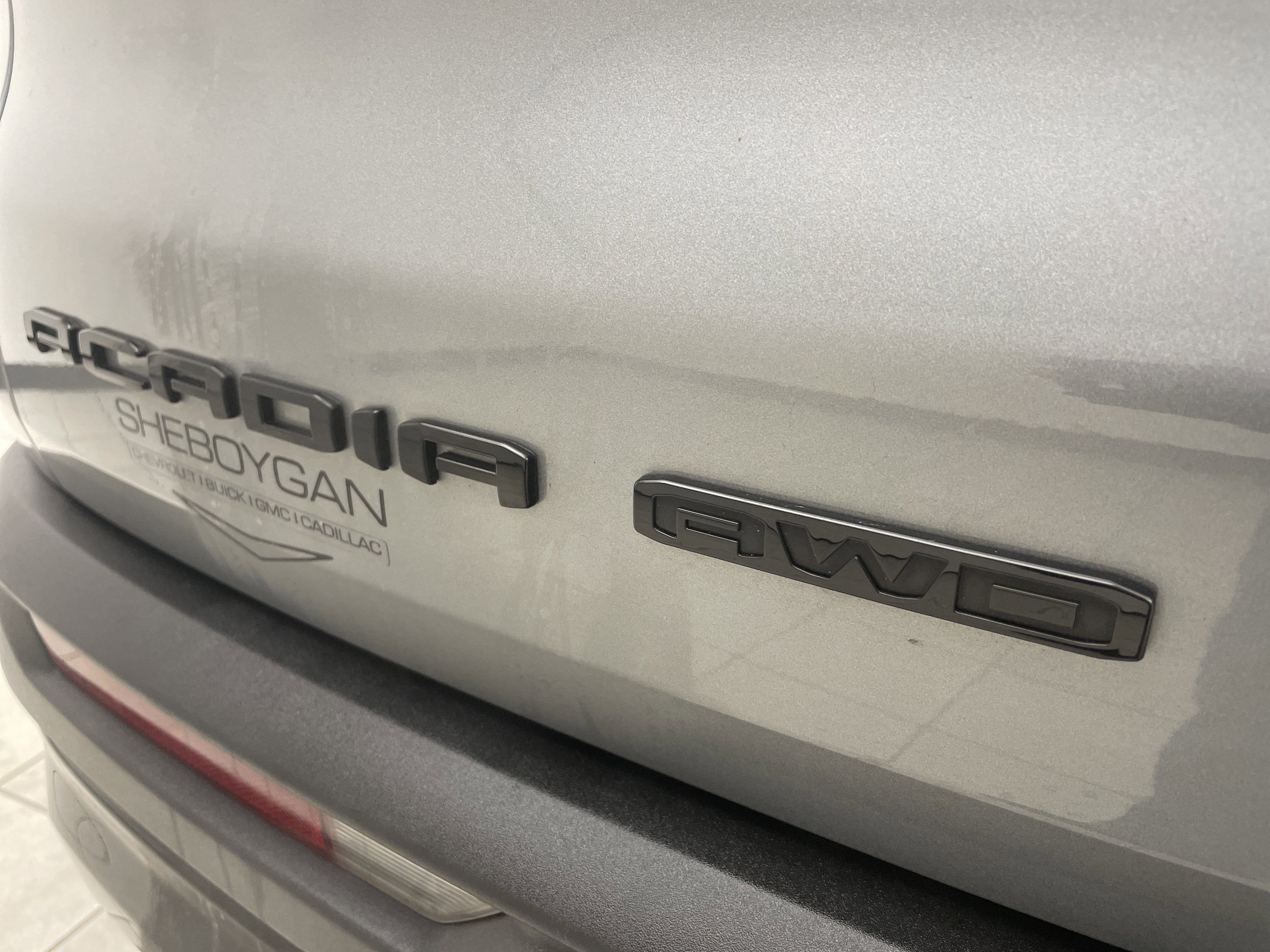 2024 GMC Acadia Elevation