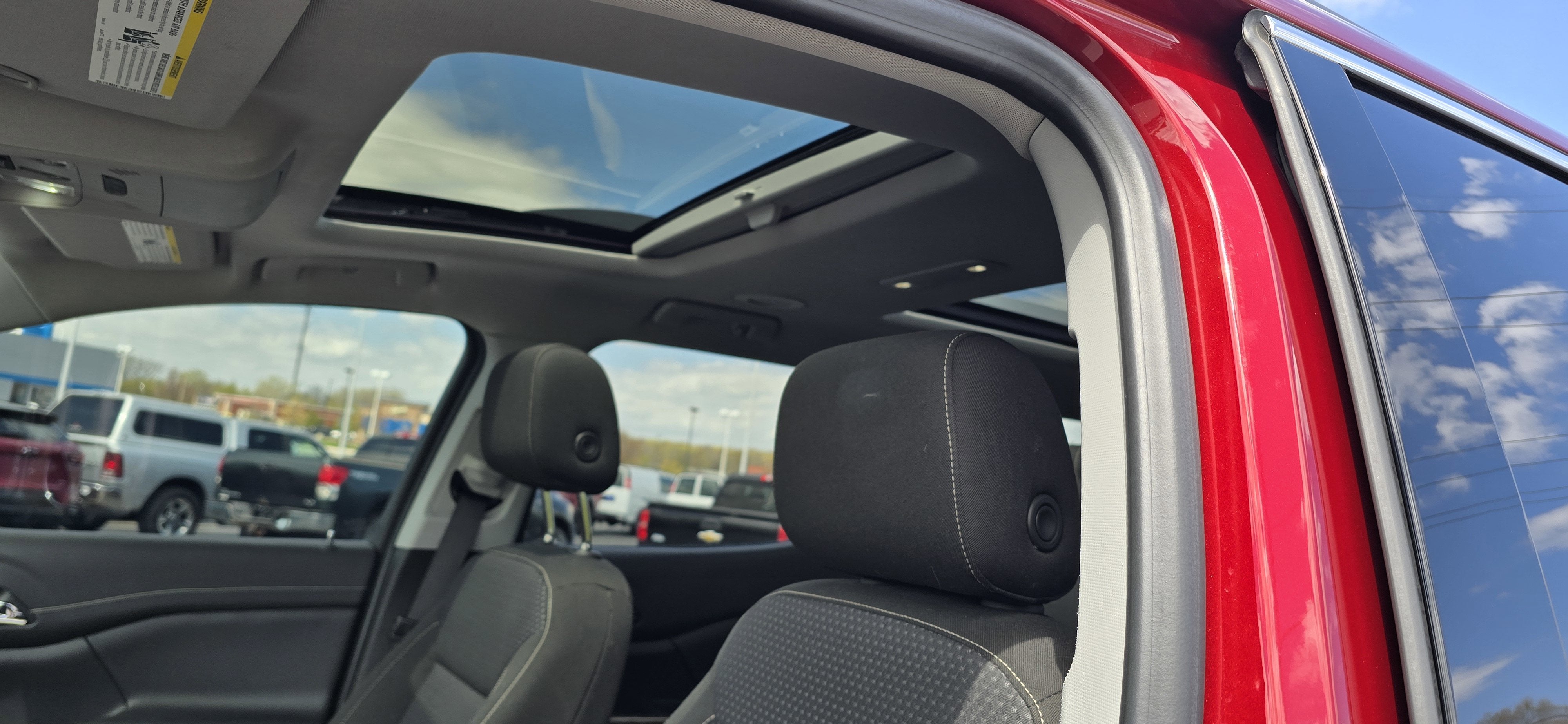 2023 GMC Acadia SLE
