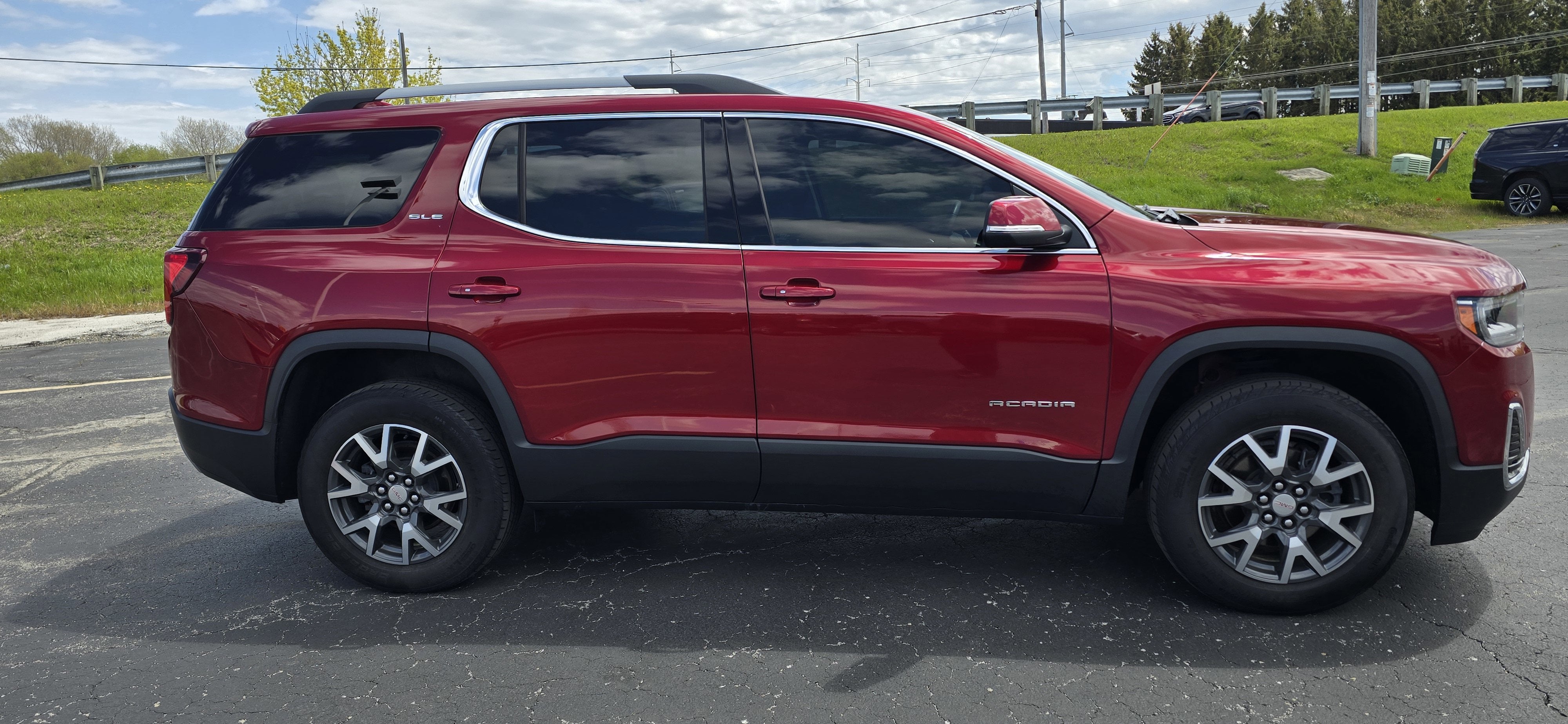 2023 GMC Acadia SLE