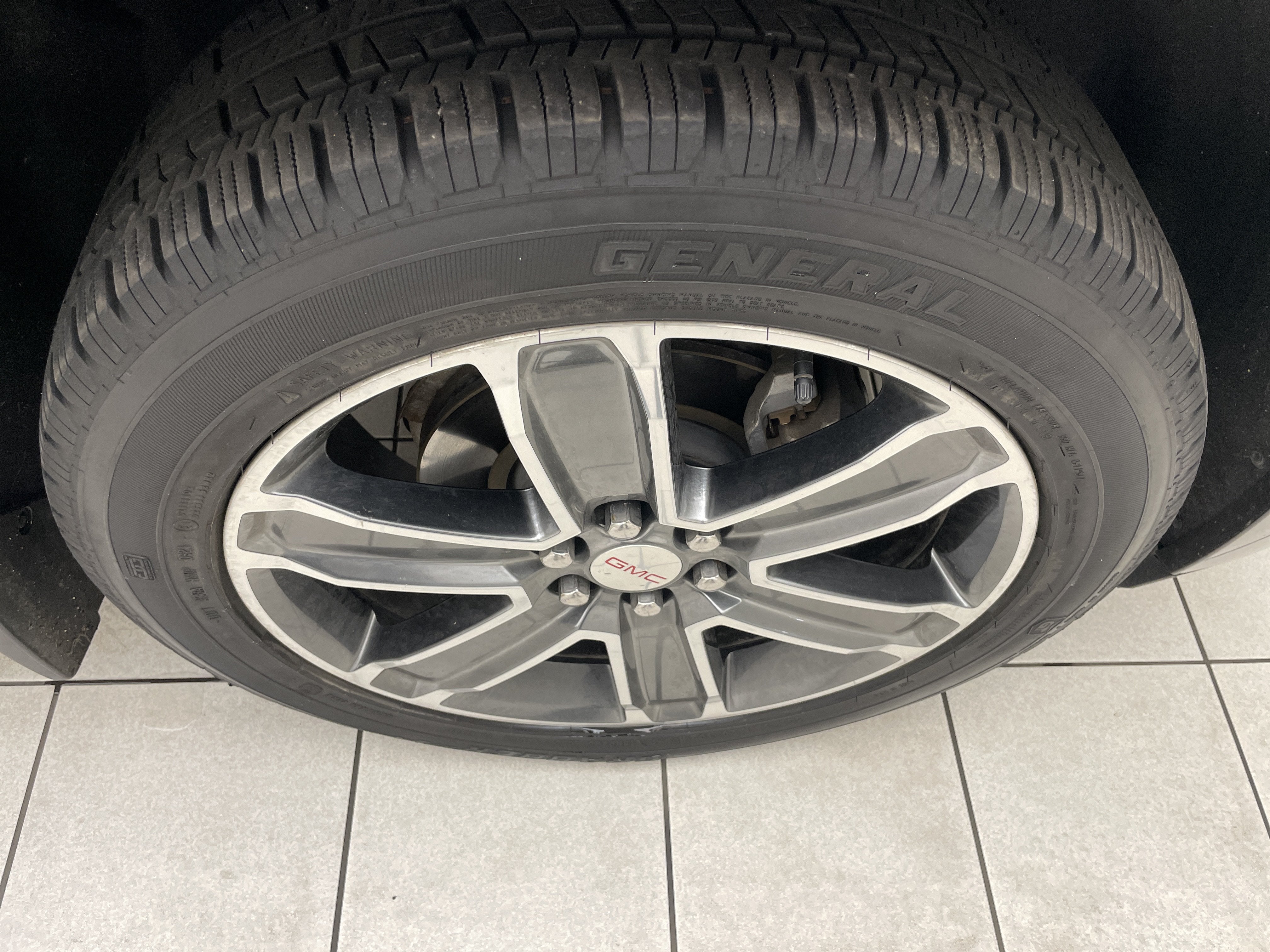 2017 GMC Acadia Denali