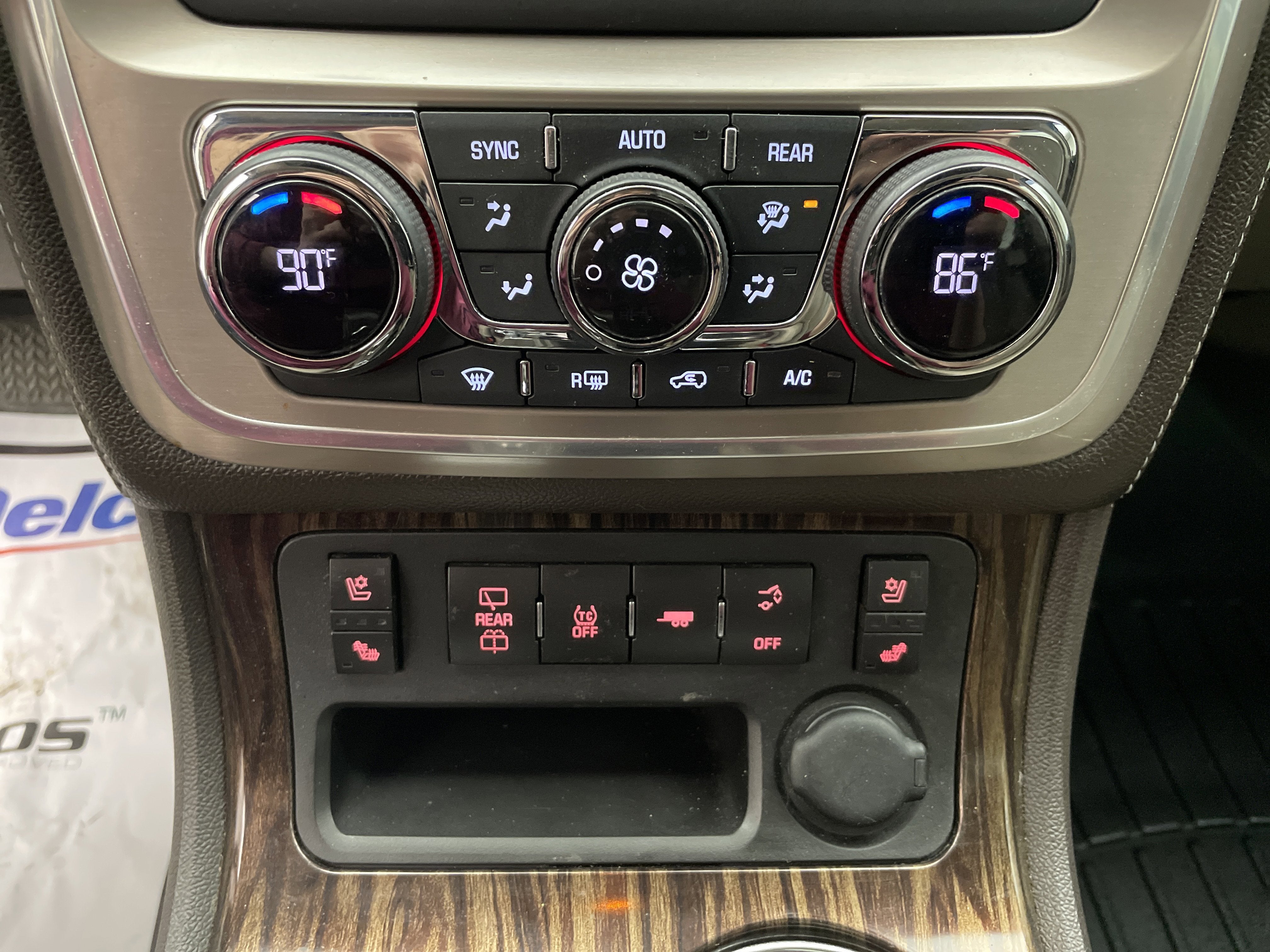 2013 GMC Acadia Denali