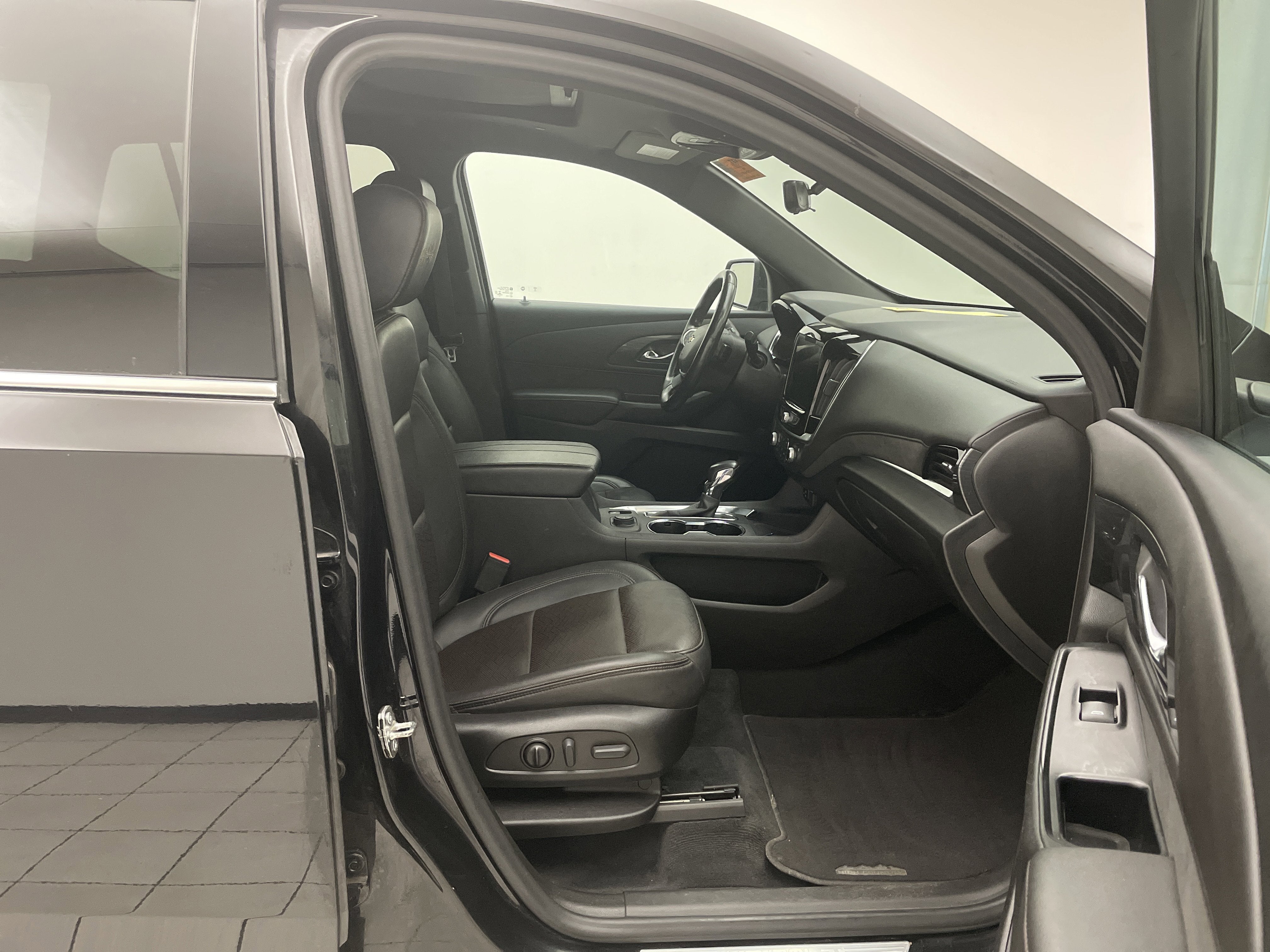 2022 Chevrolet Traverse High Country