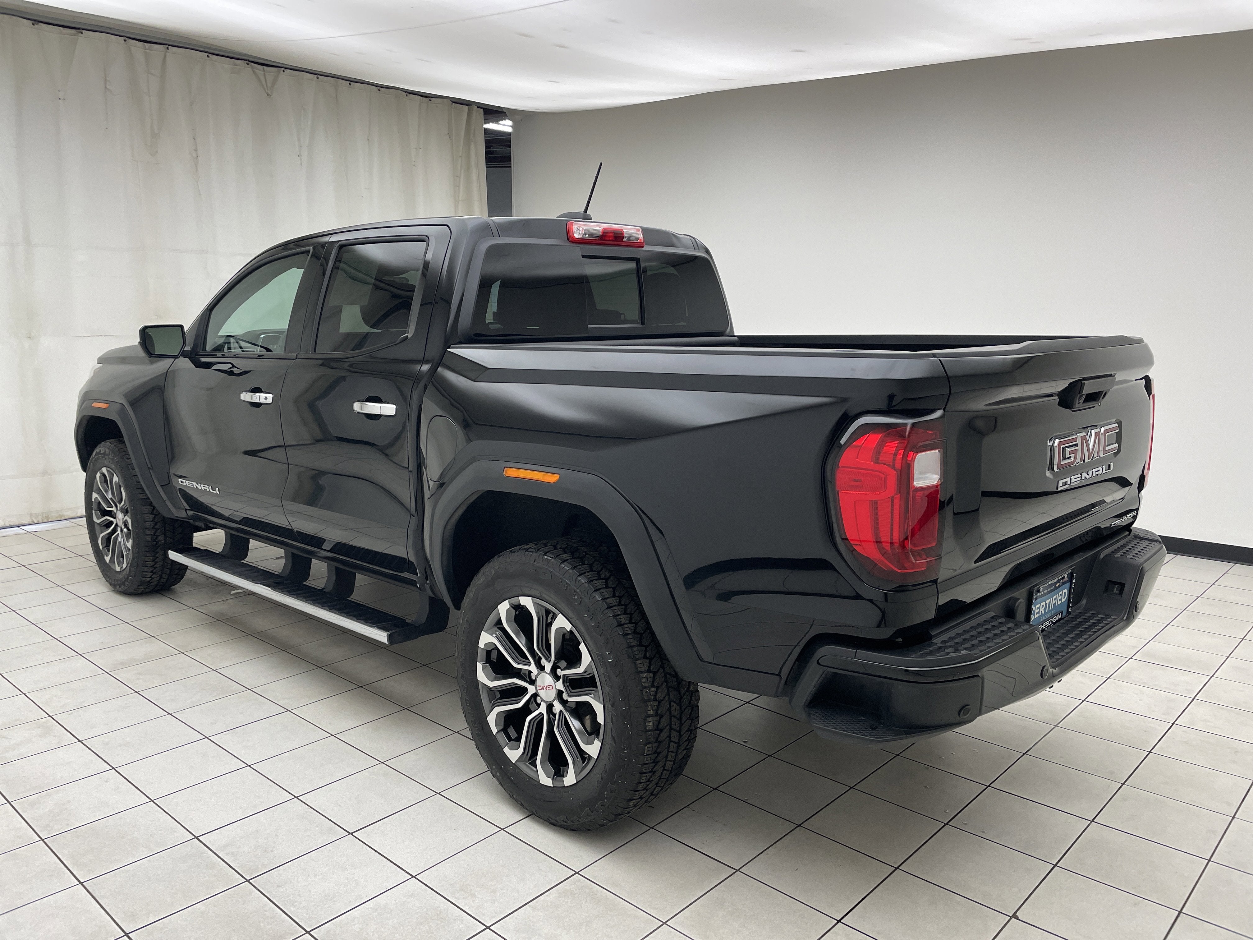 2023 GMC Canyon Denali
