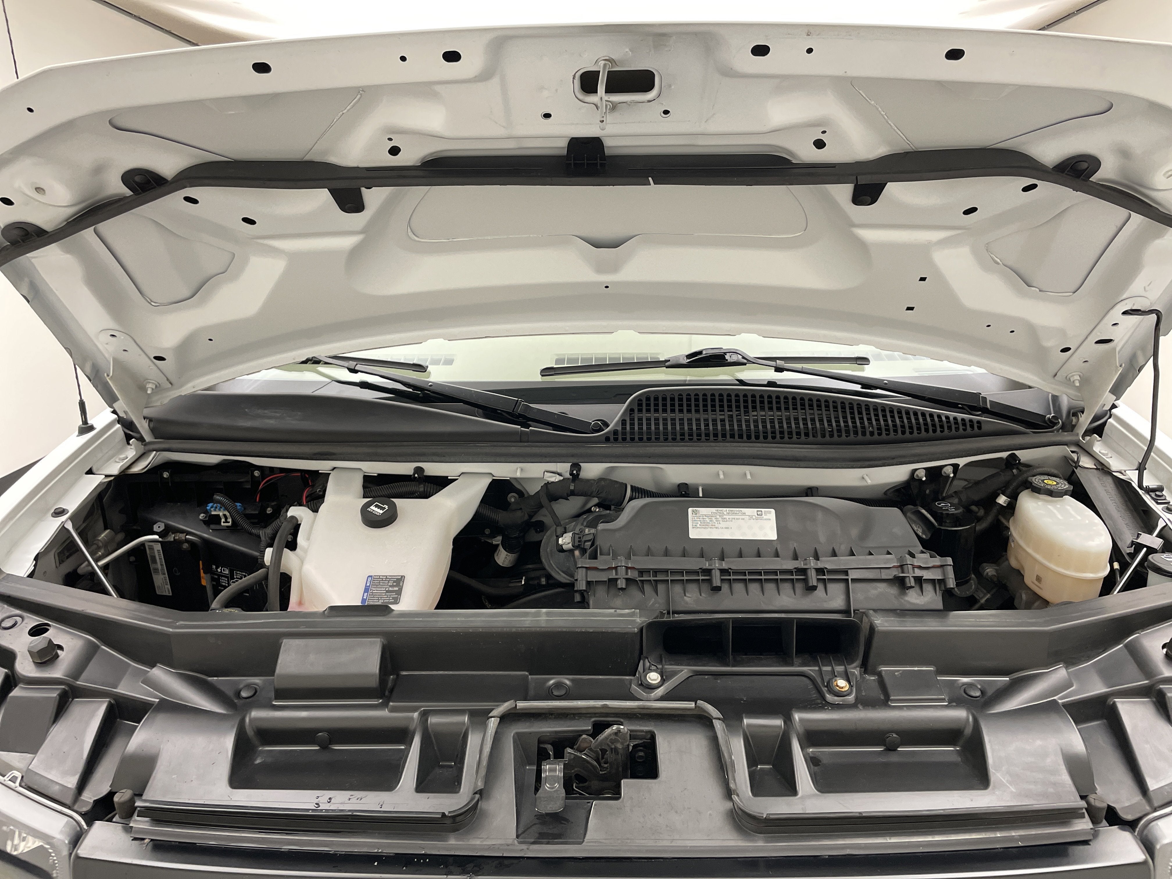 2024 GMC Savana Cargo 2500 Work Van