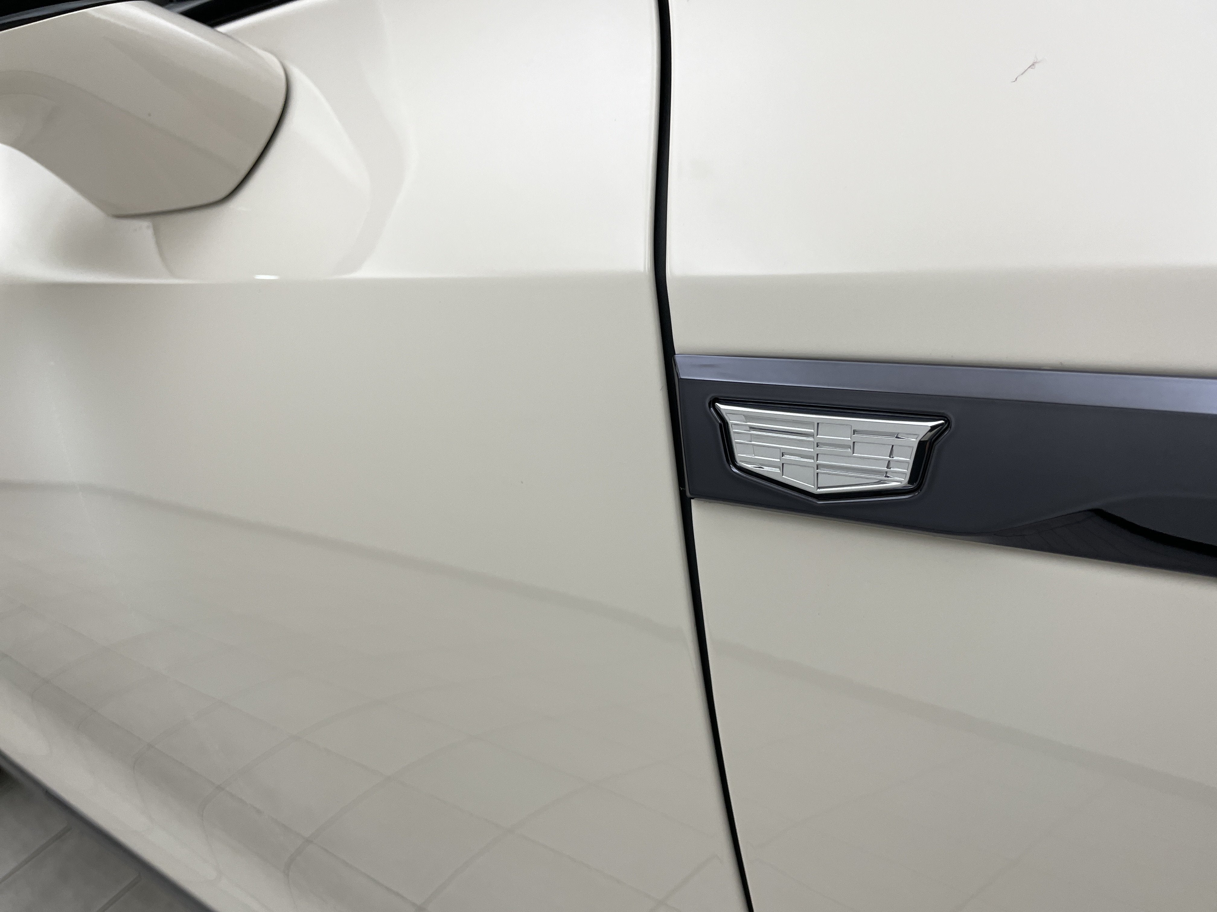 2027 Cadillac VISTIQ Sport - Photo 31