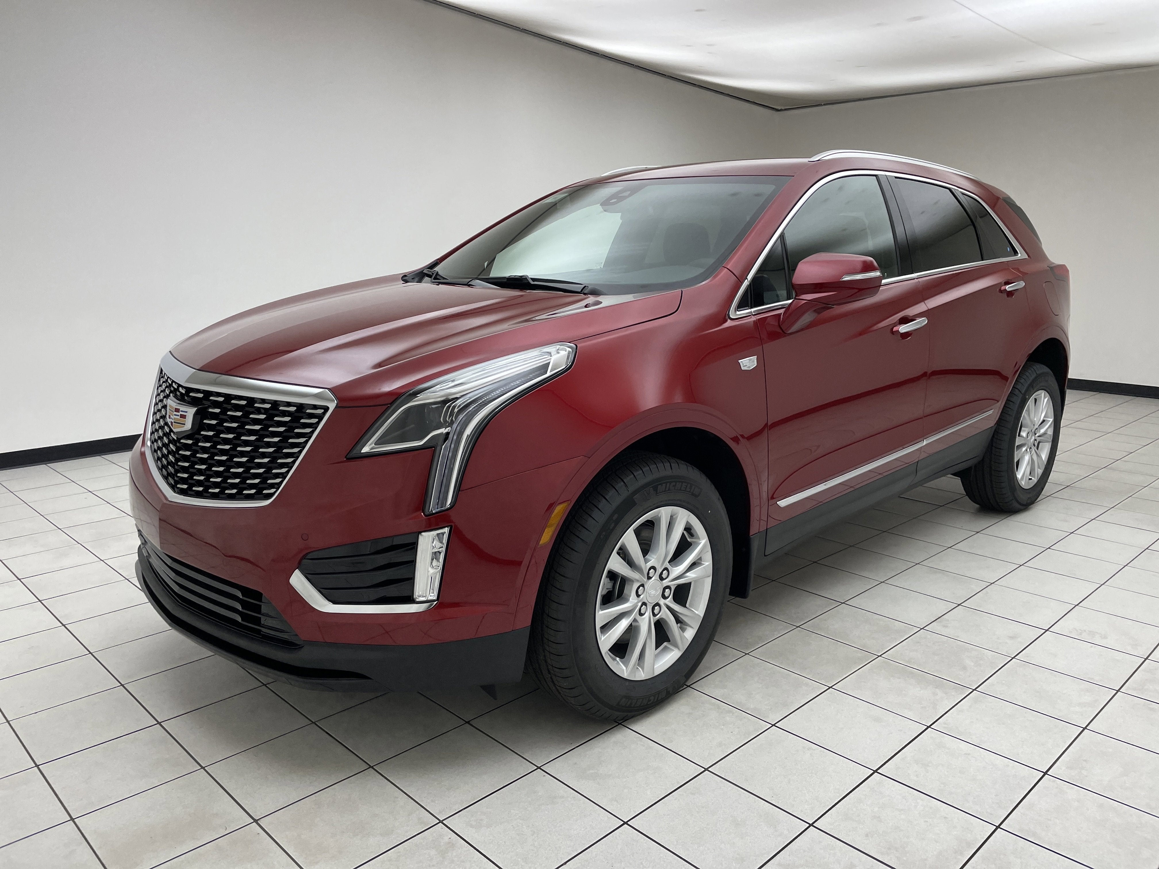 2026 Cadillac XT5 Luxury