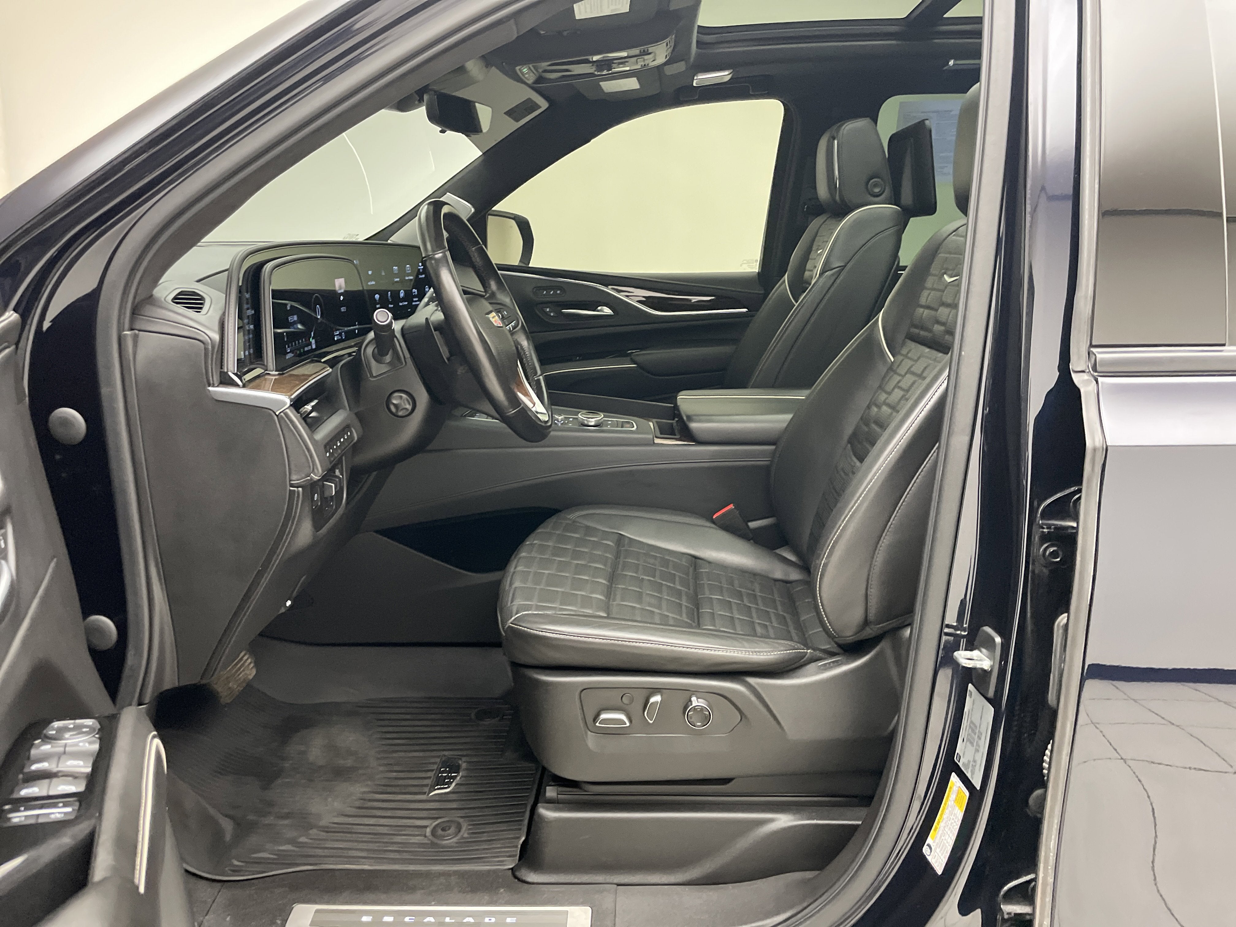 2021 Cadillac Escalade ESV Sport Platinum