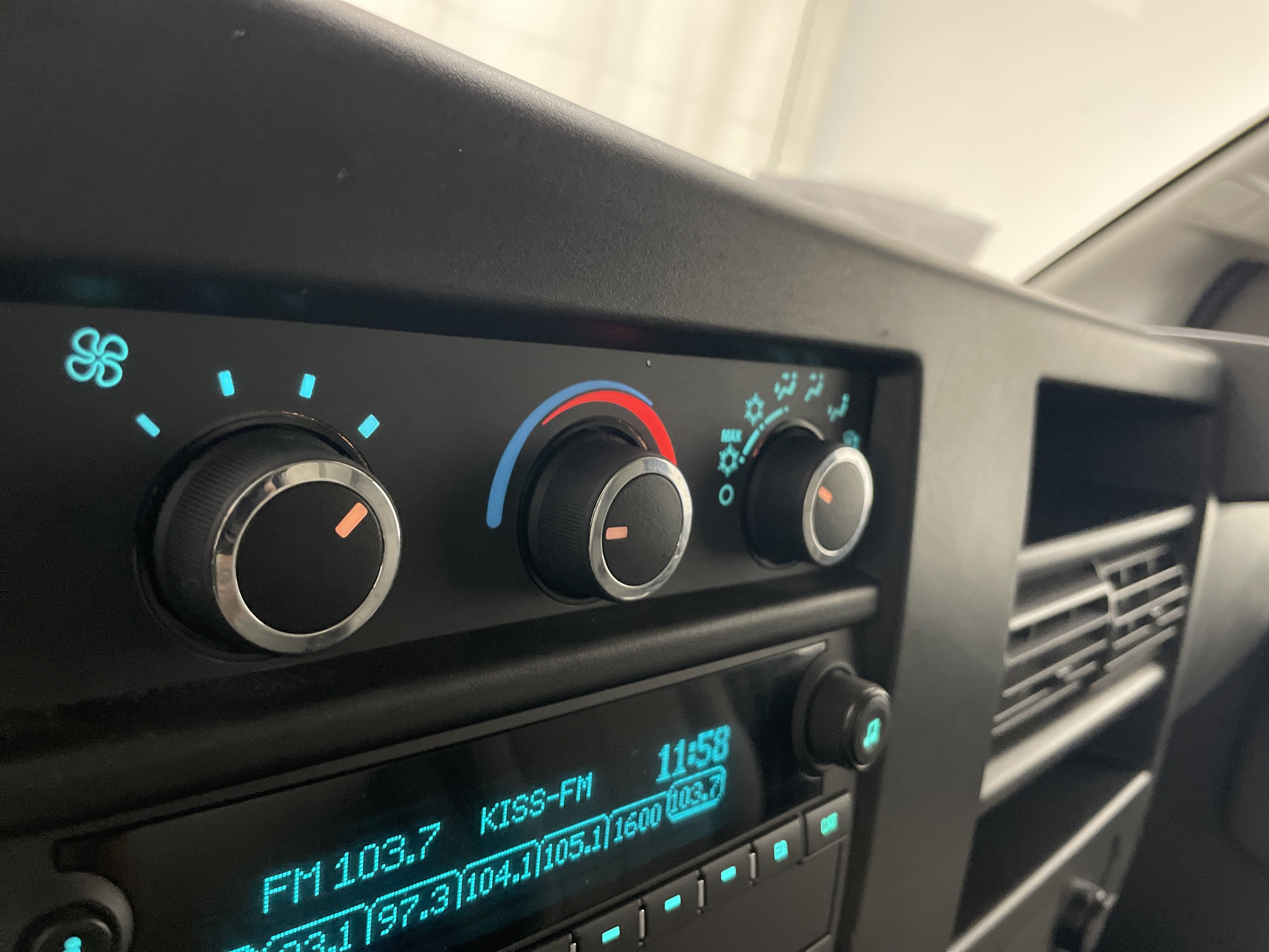 2024 Chevrolet Express Cutaway 3500 Work Van