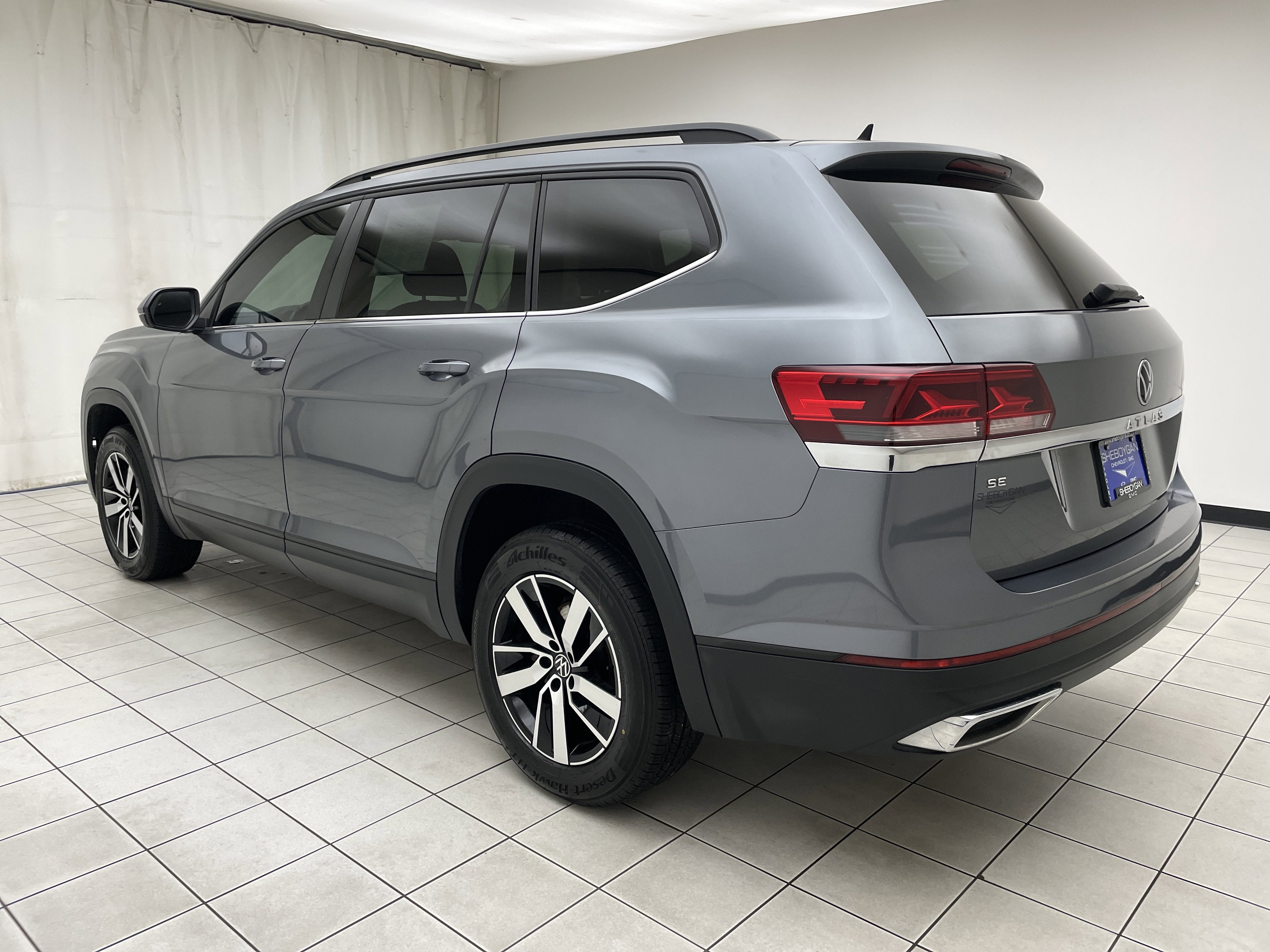 2023 Volkswagen Atlas 2.0T SE