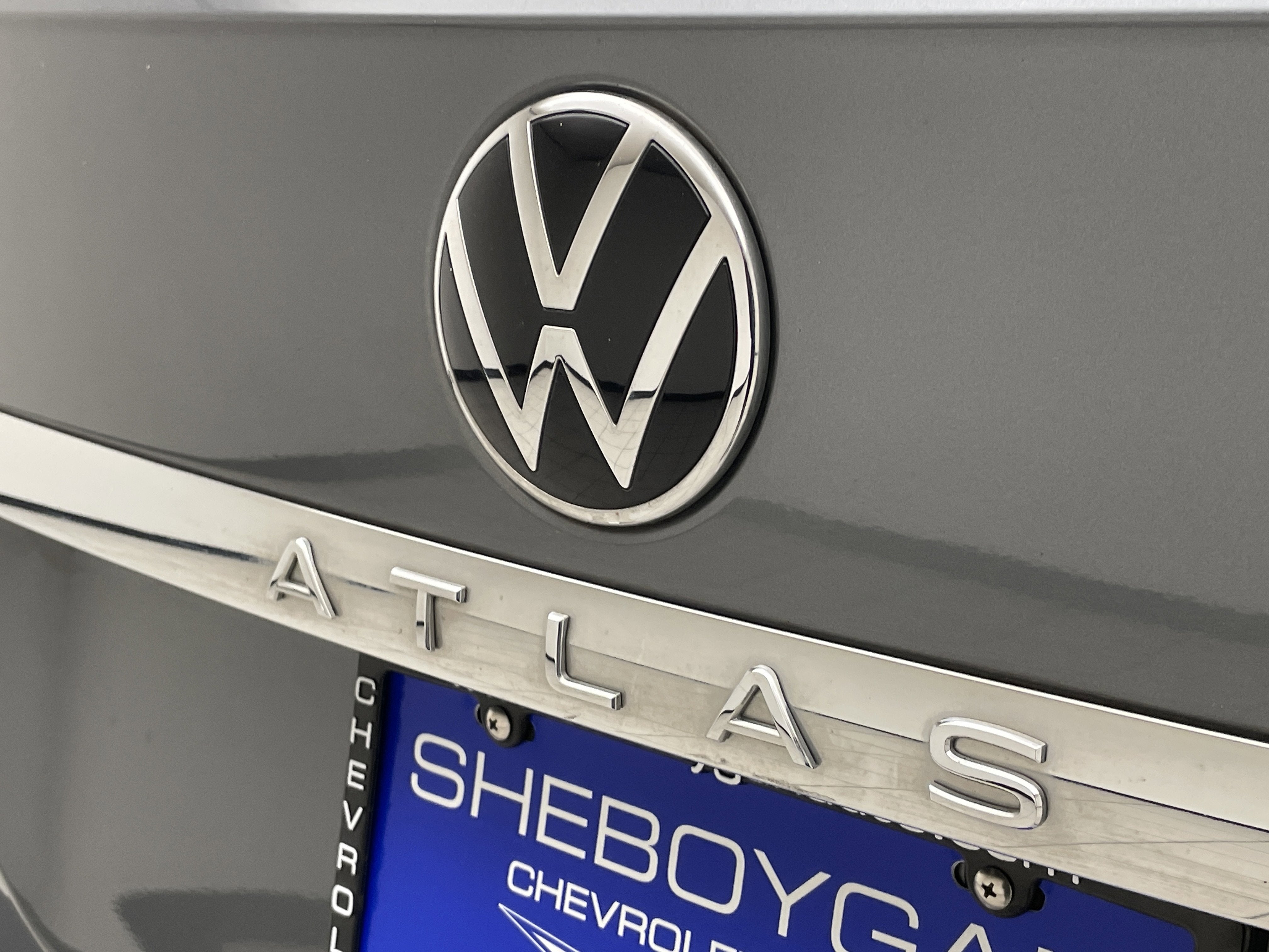 2023 Volkswagen Atlas 2.0T SE