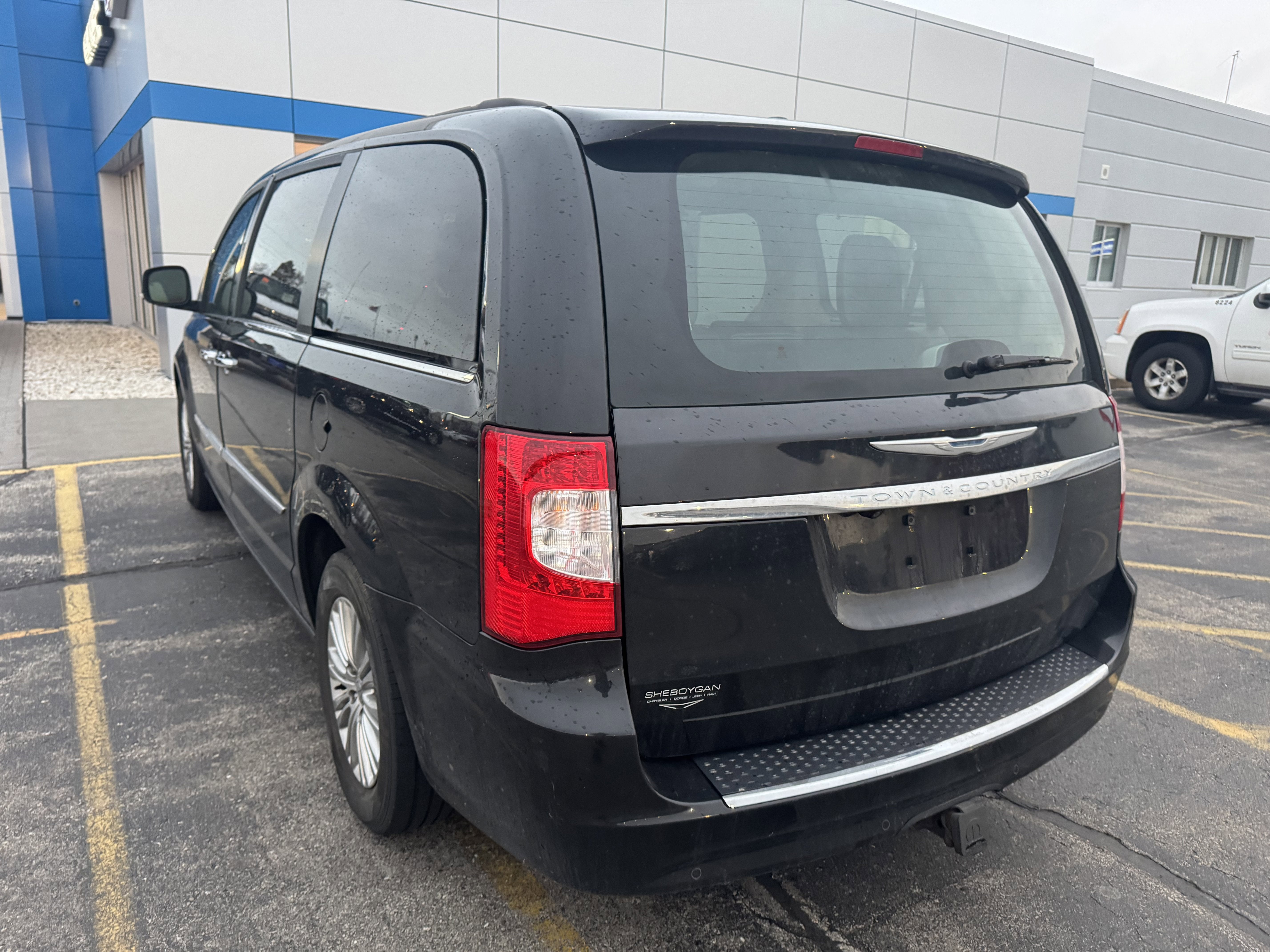2016 Chrysler Town & Country Touring-L Anniversary Edition