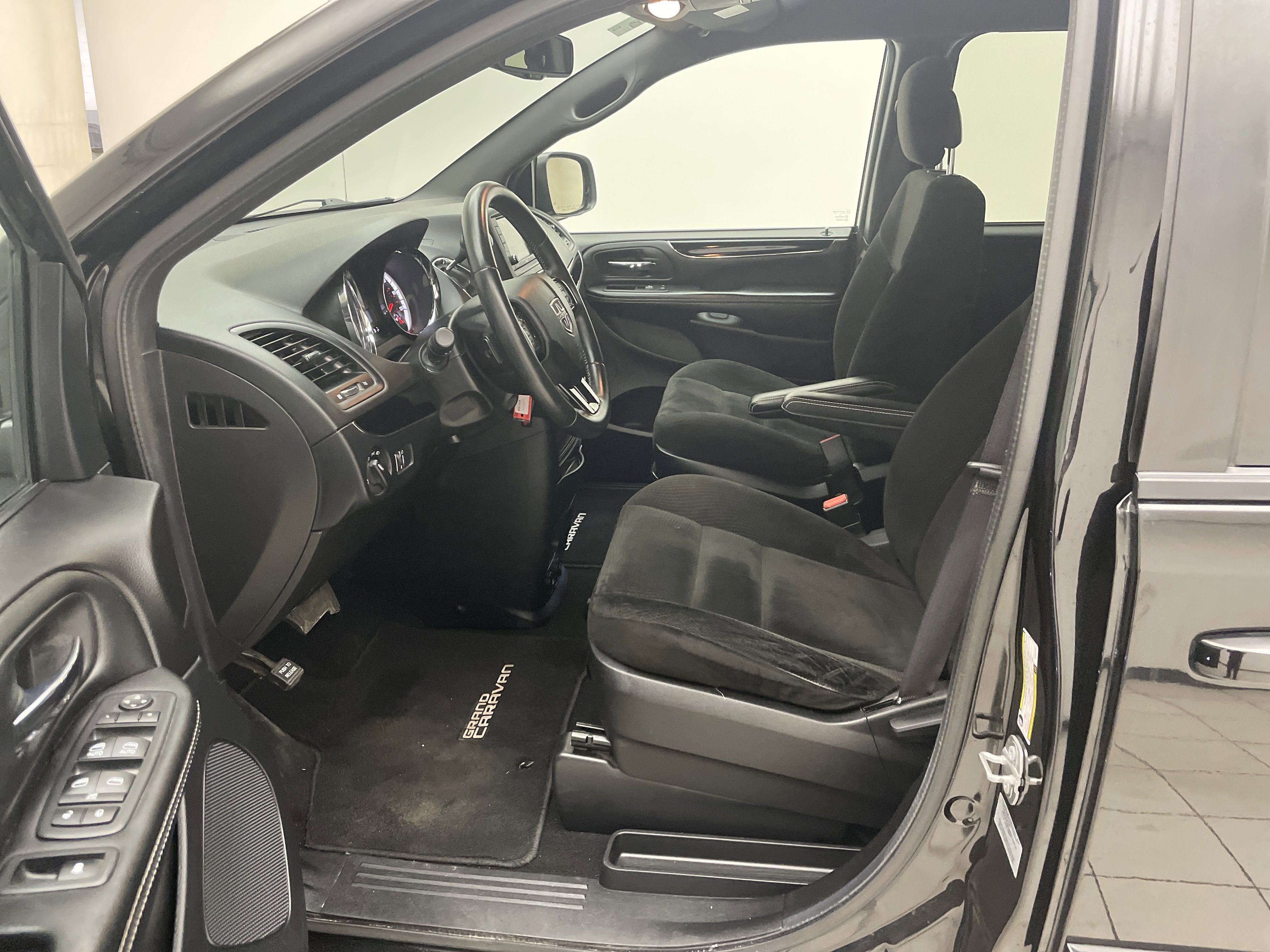 2017 Dodge Grand Caravan SE Plus