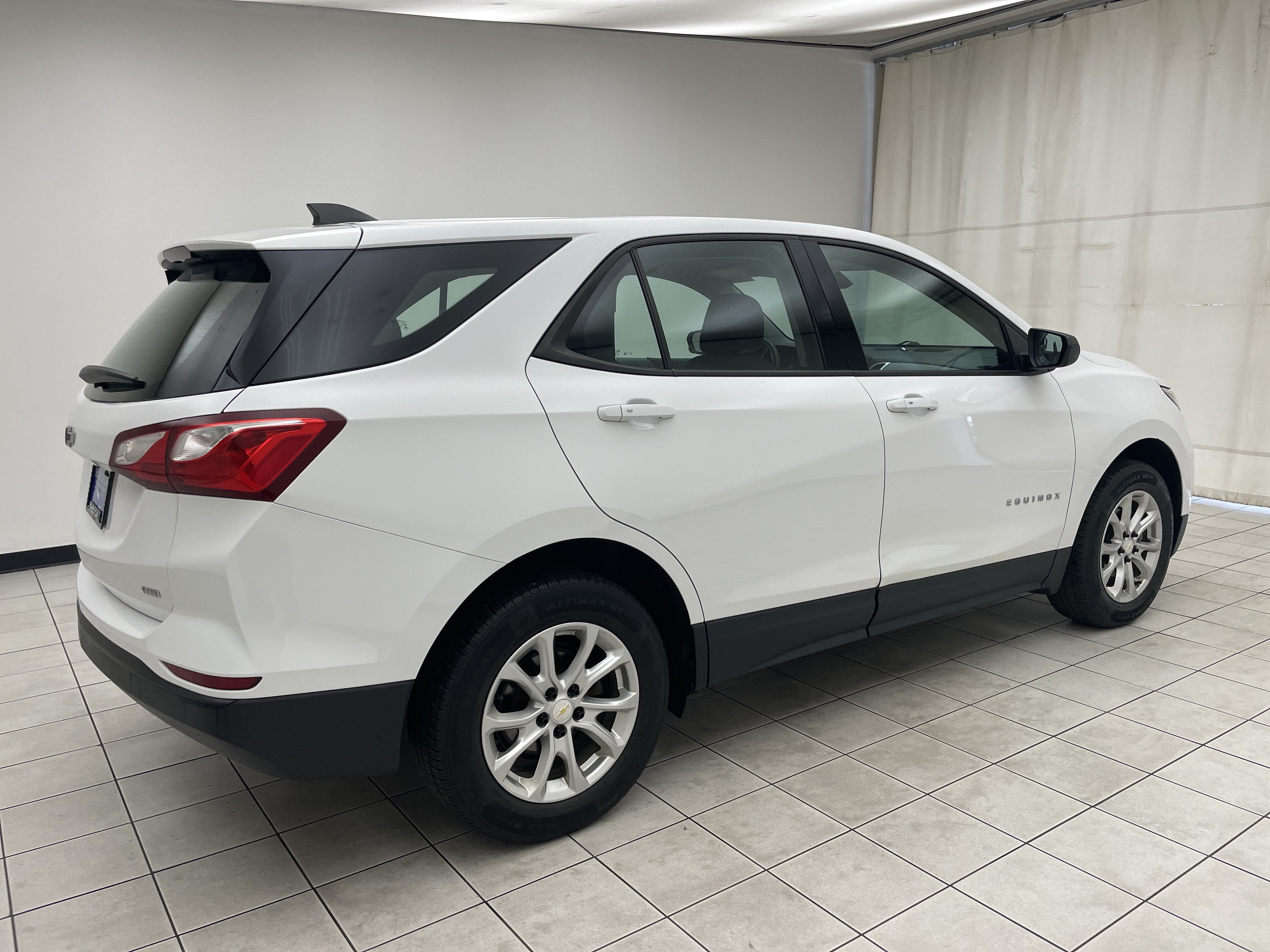 2019 Chevrolet Equinox LS