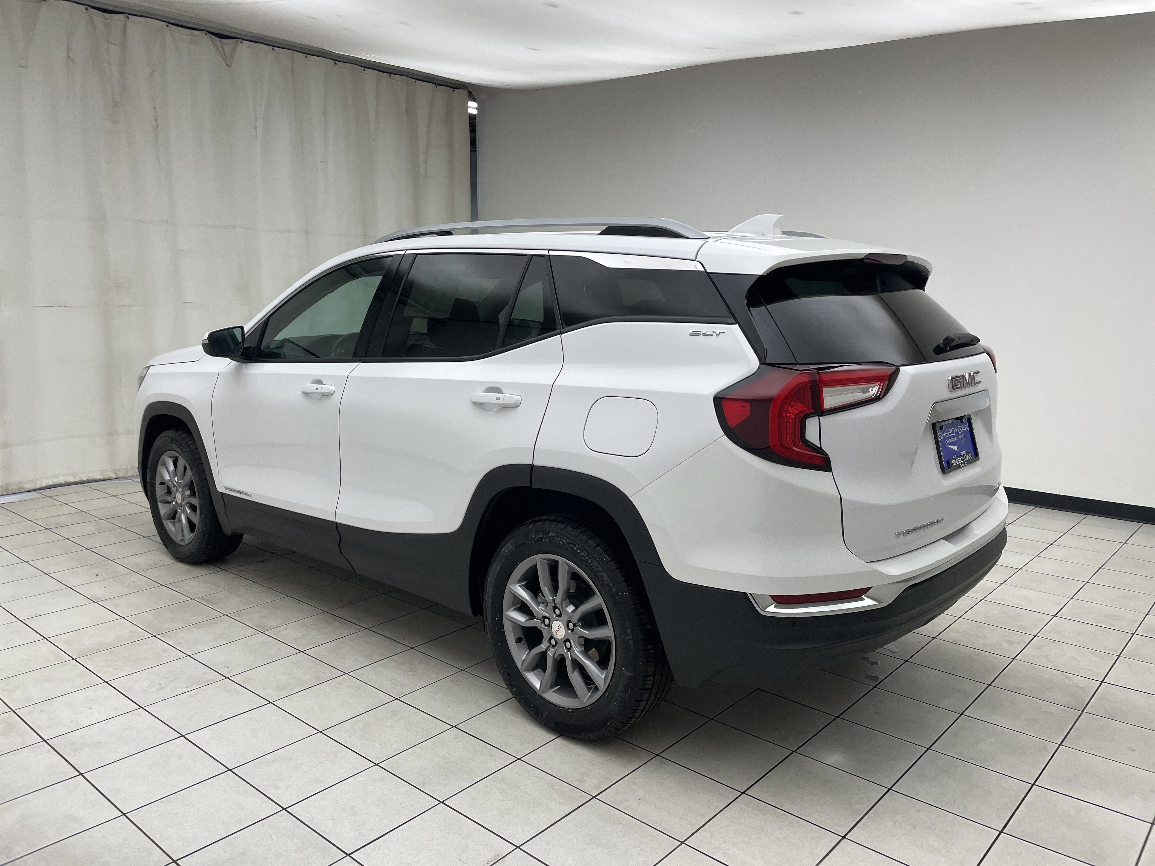 2022 GMC Terrain SLT