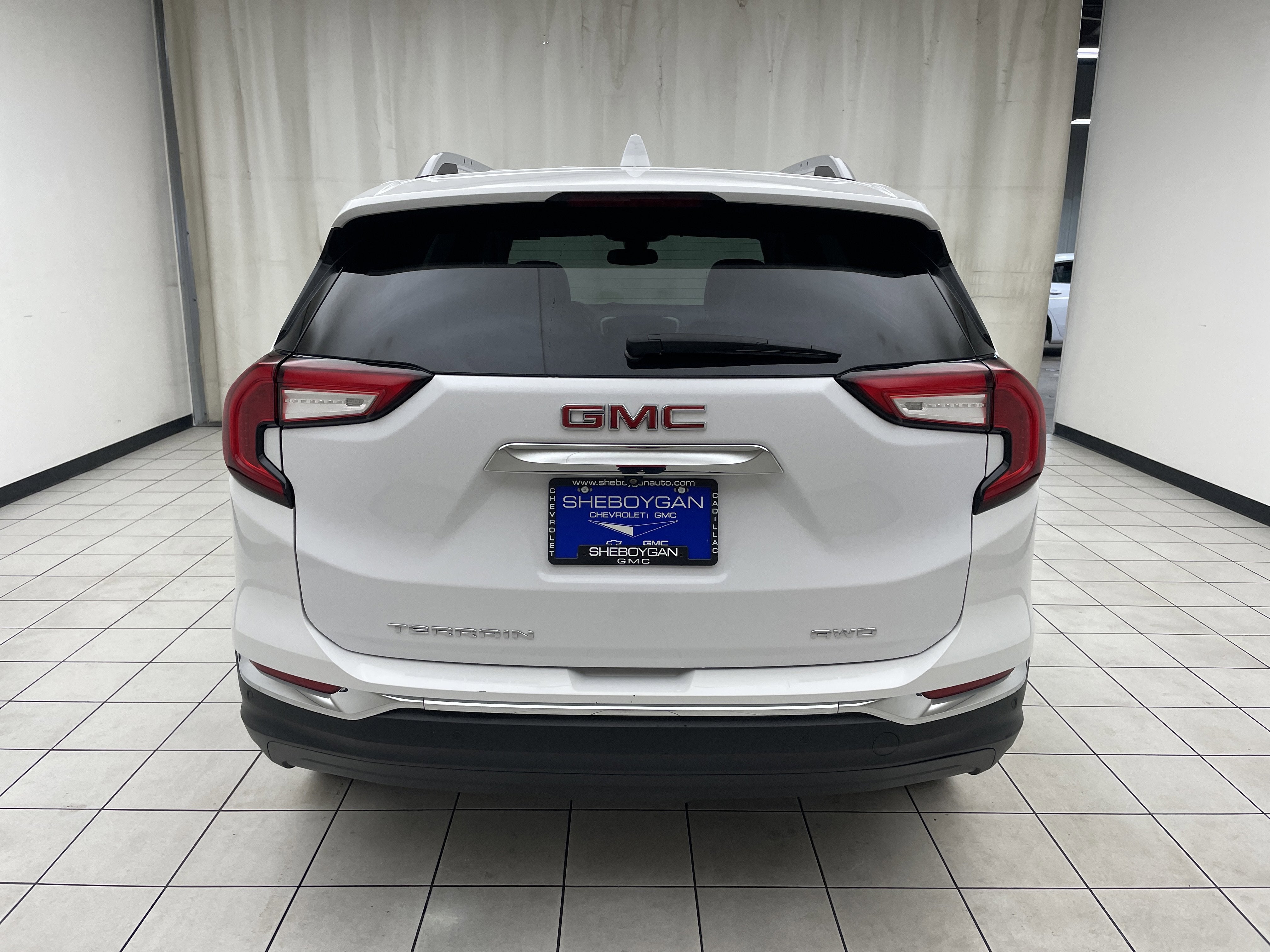 2022 GMC Terrain SLT