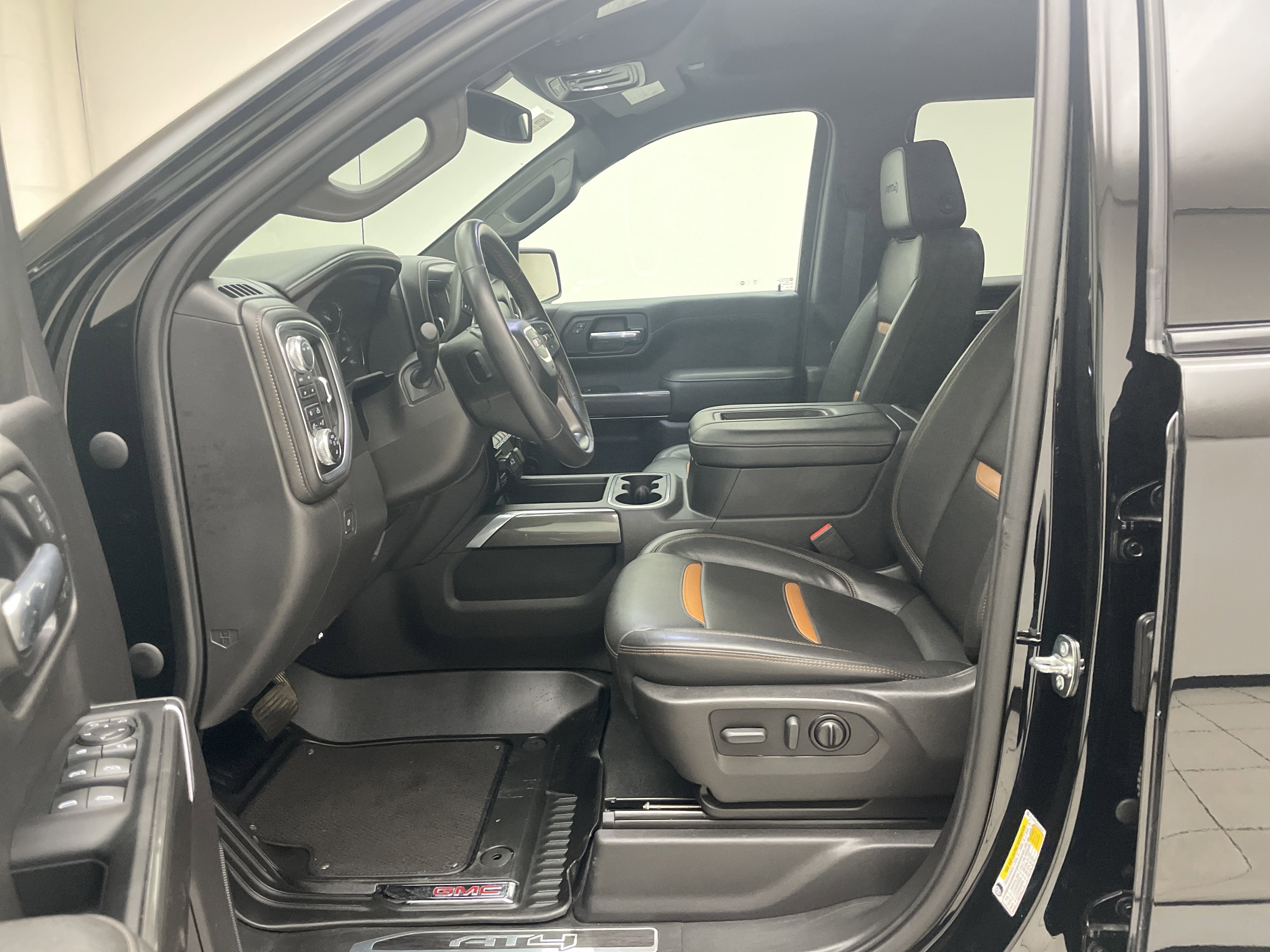 2022 GMC Sierra 1500 Limited AT4