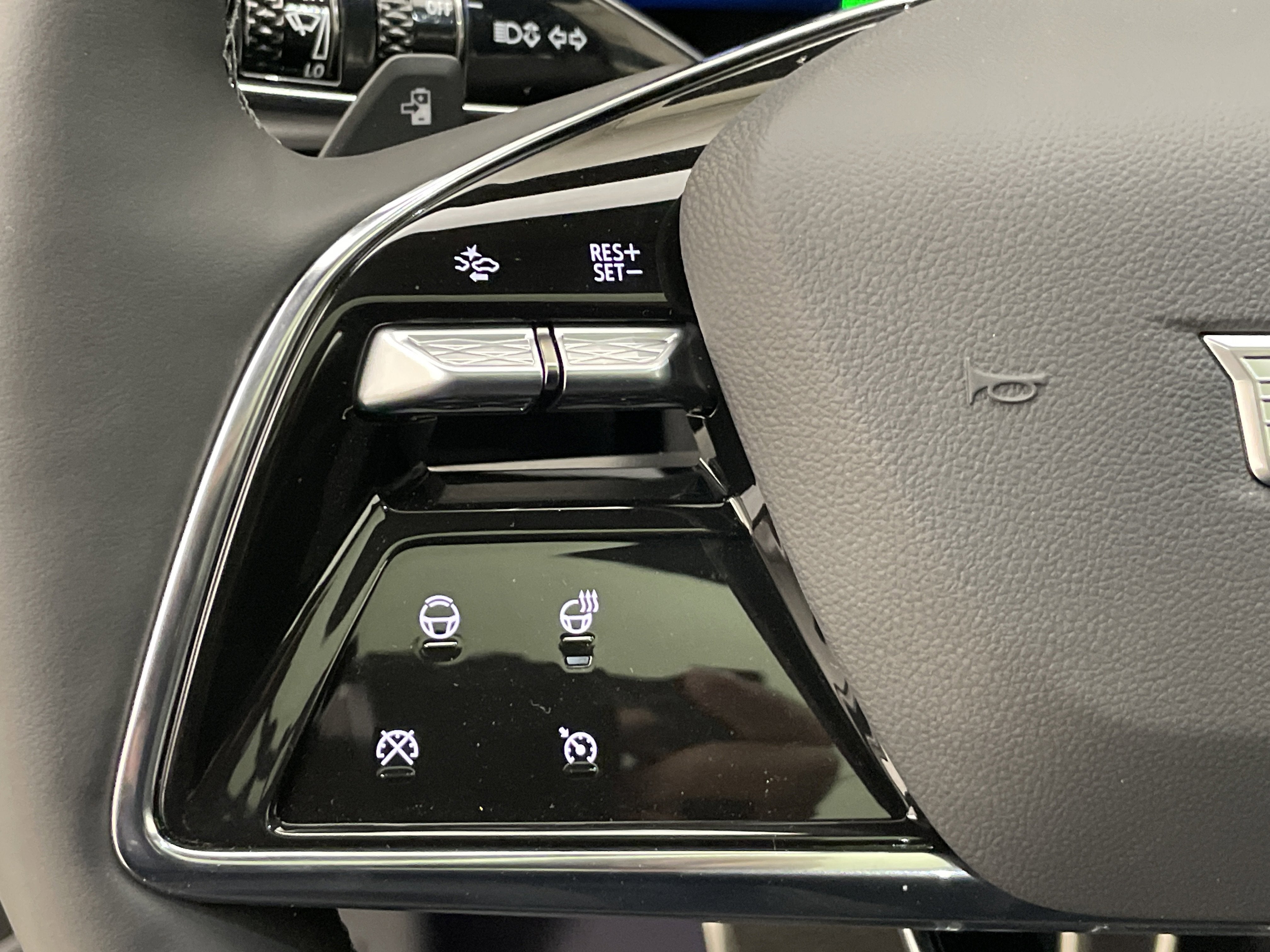 2026 Cadillac OPTIQ Premium Luxury