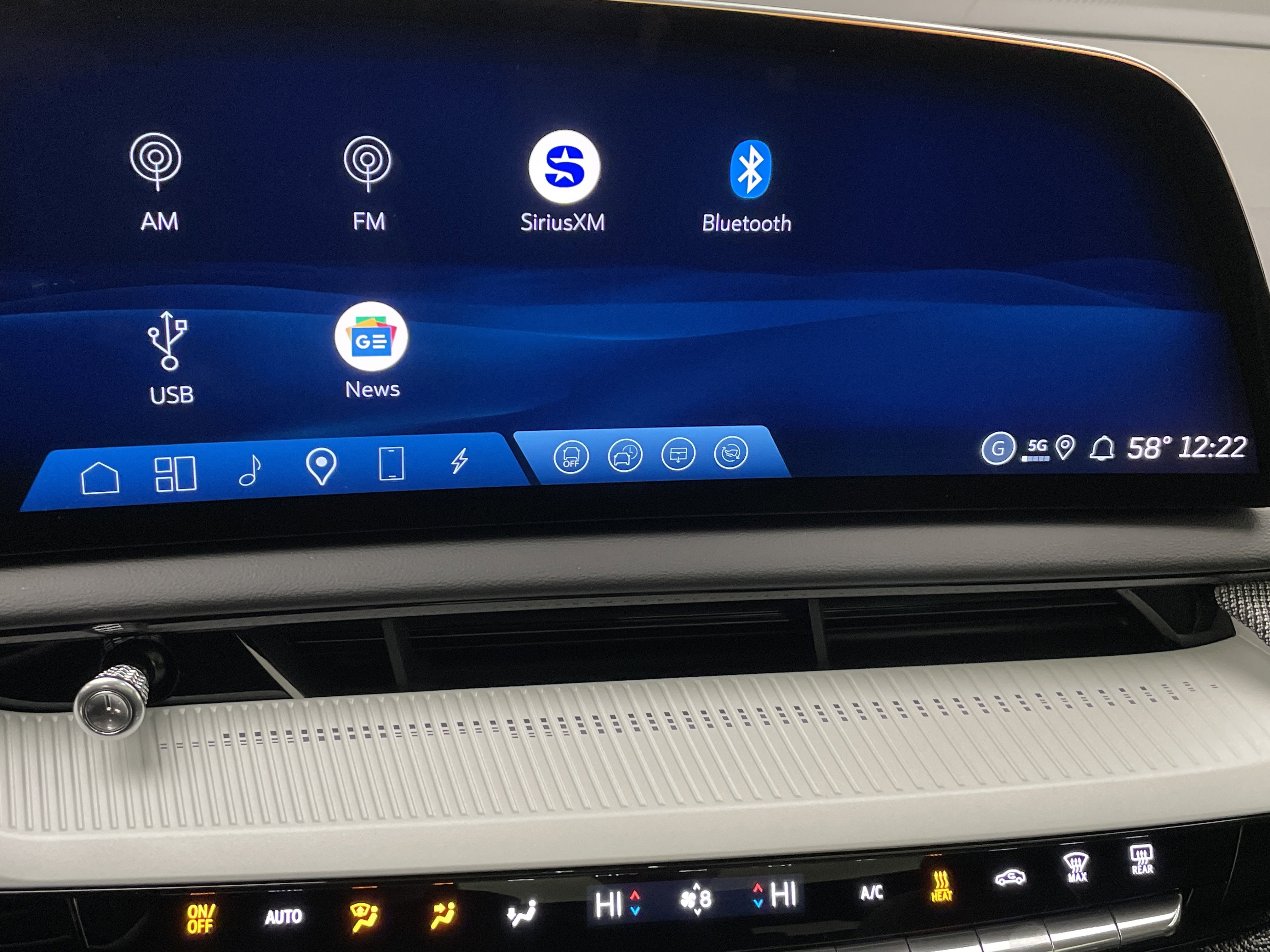 2026 Cadillac OPTIQ Premium Luxury