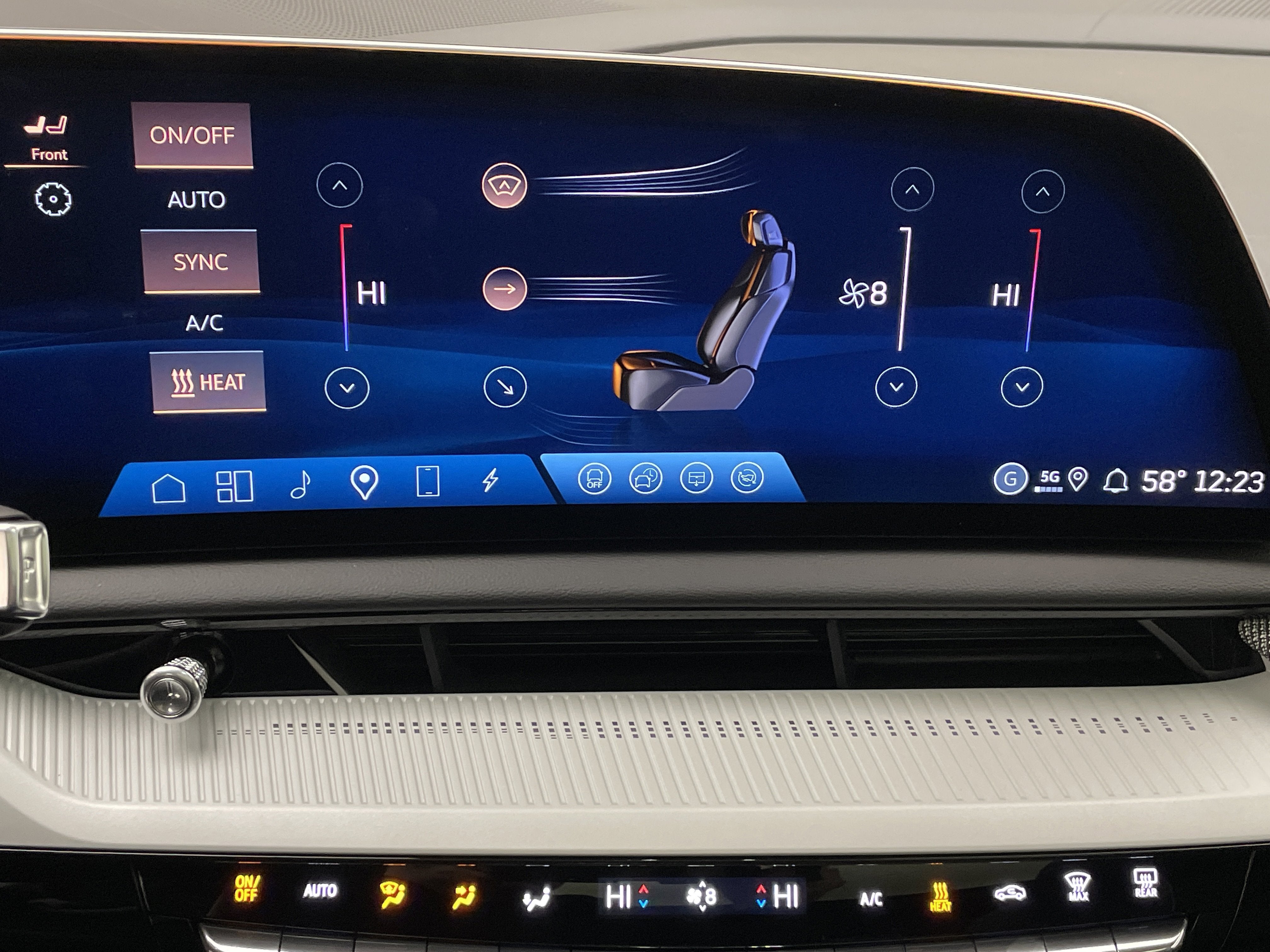 2026 Cadillac OPTIQ Premium Luxury