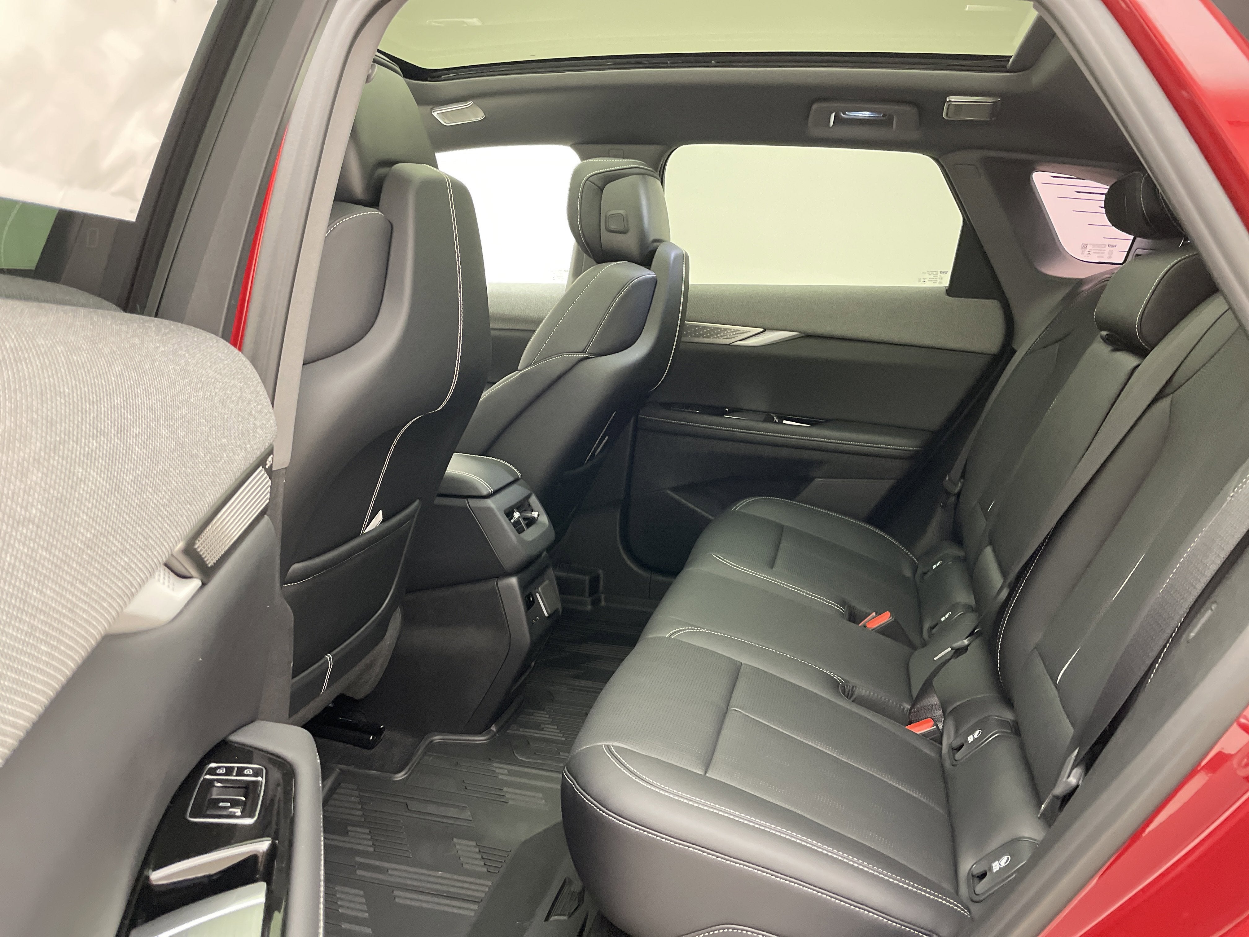 2026 Cadillac OPTIQ Premium Luxury