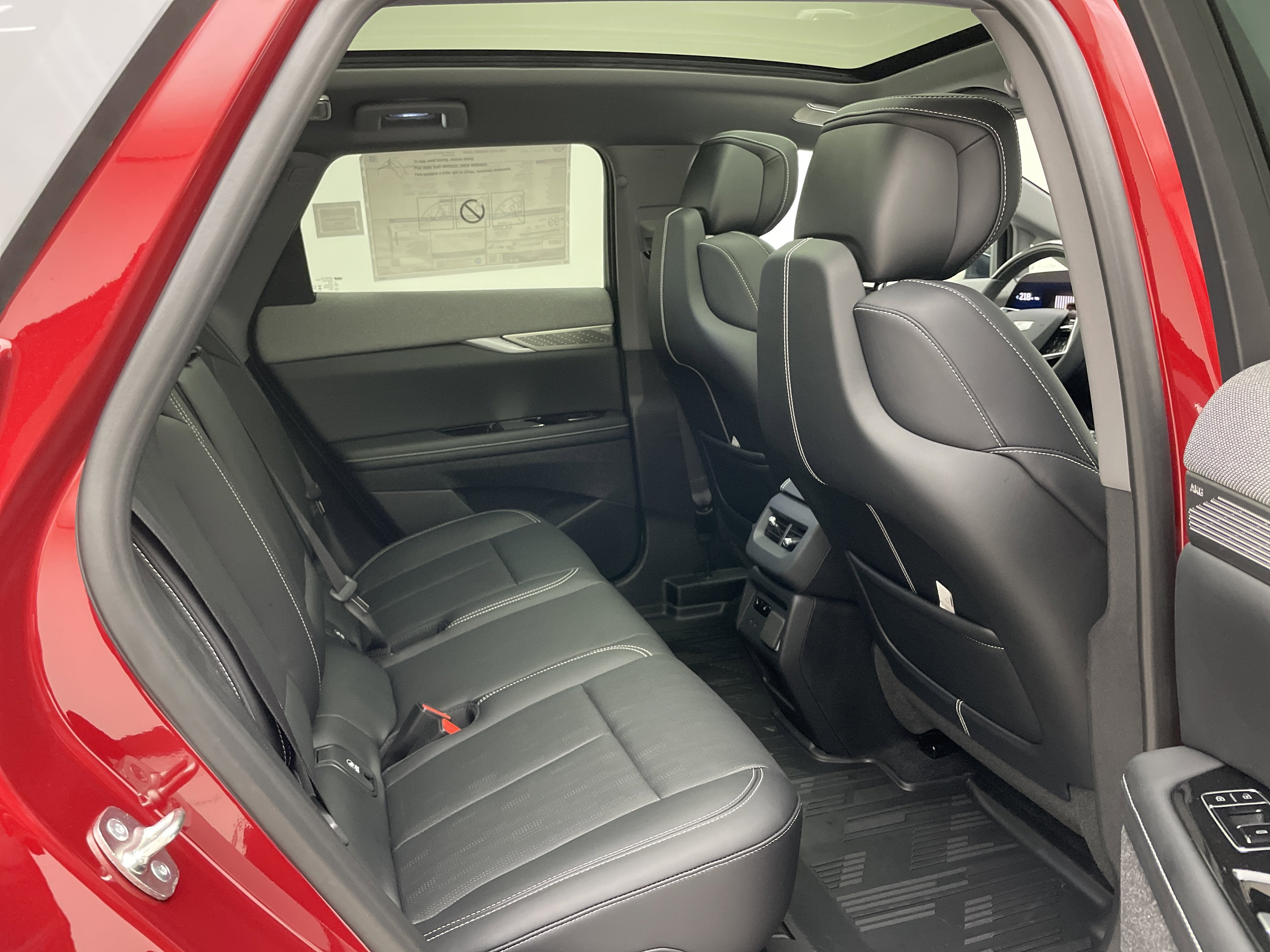 2026 Cadillac OPTIQ Premium Luxury