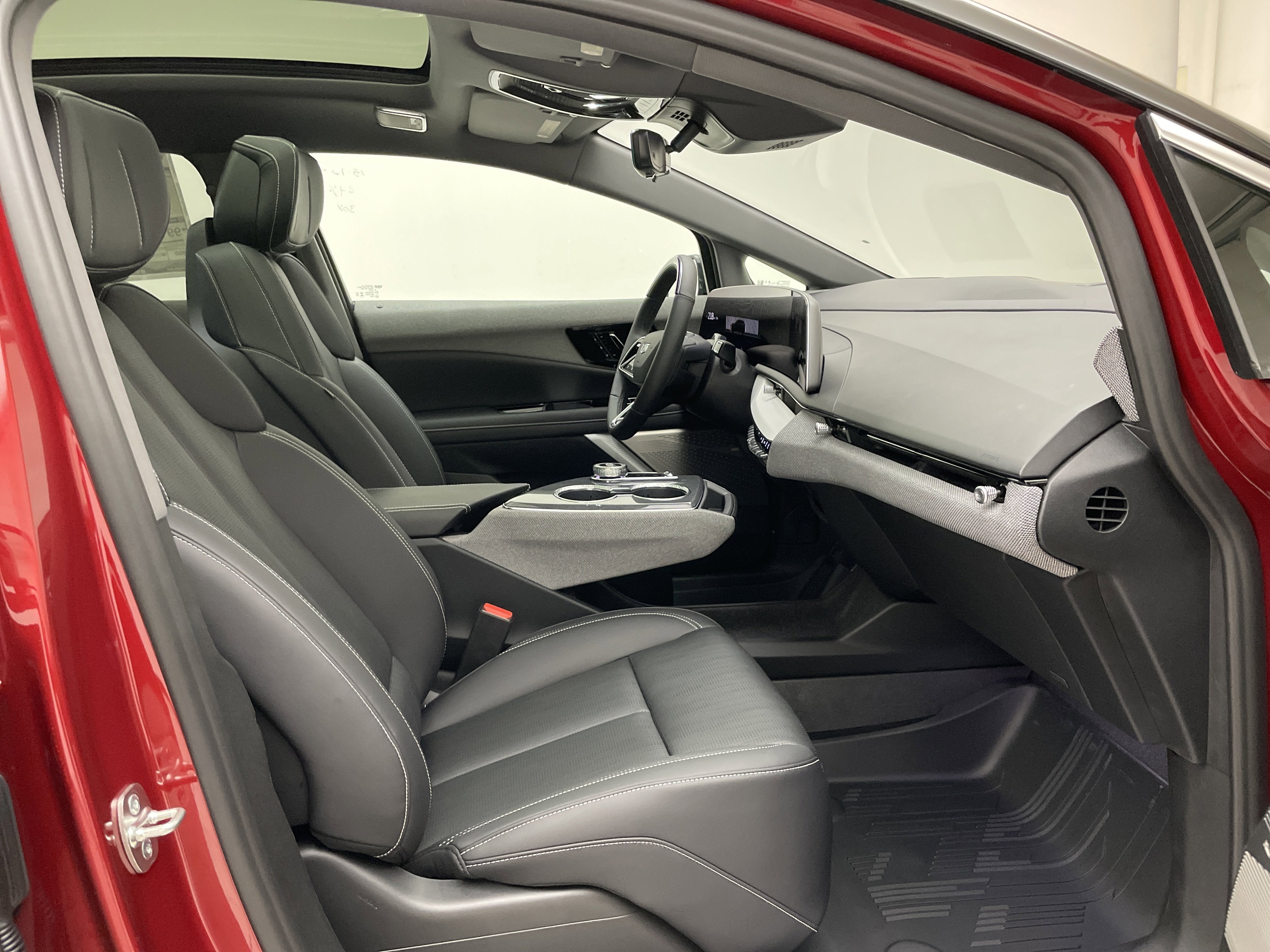 2026 Cadillac OPTIQ Premium Luxury