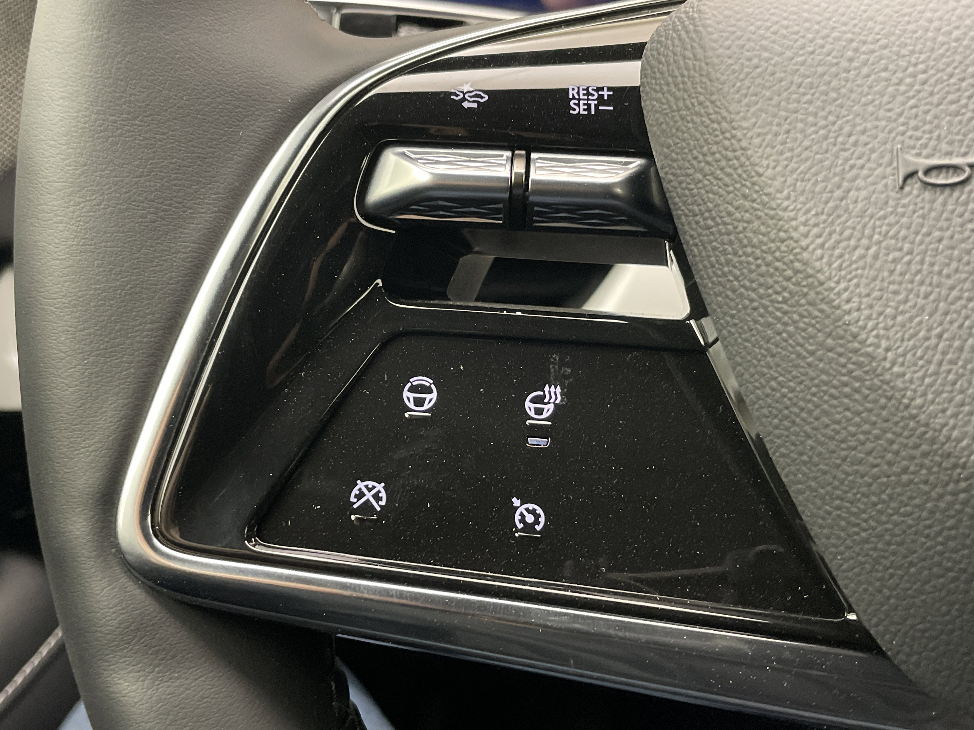 2026 Cadillac OPTIQ Premium Luxury