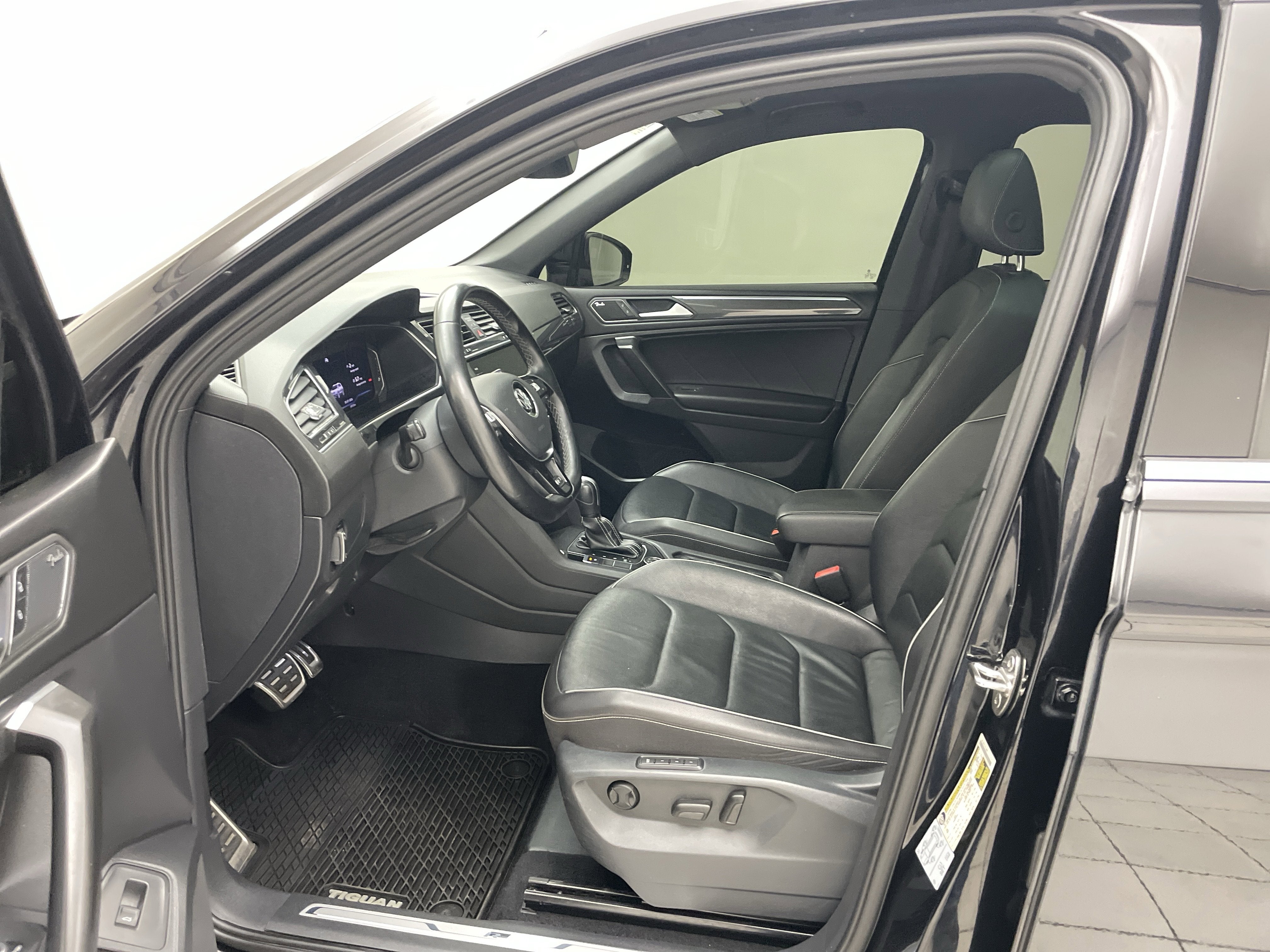 2021 Volkswagen Tiguan 2.0T SEL Premium R-Line