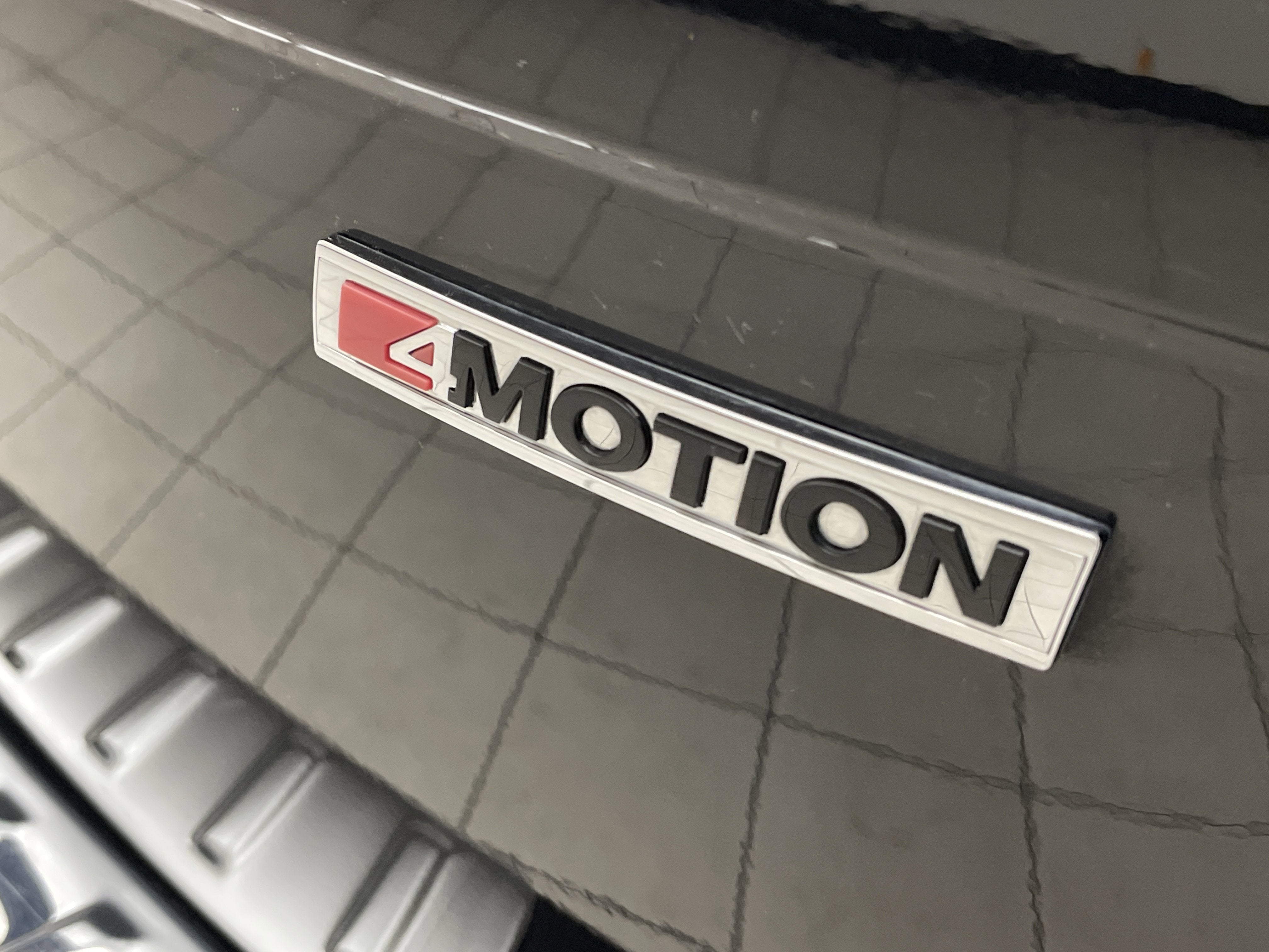 2021 Volkswagen Tiguan 2.0T SEL Premium R-Line