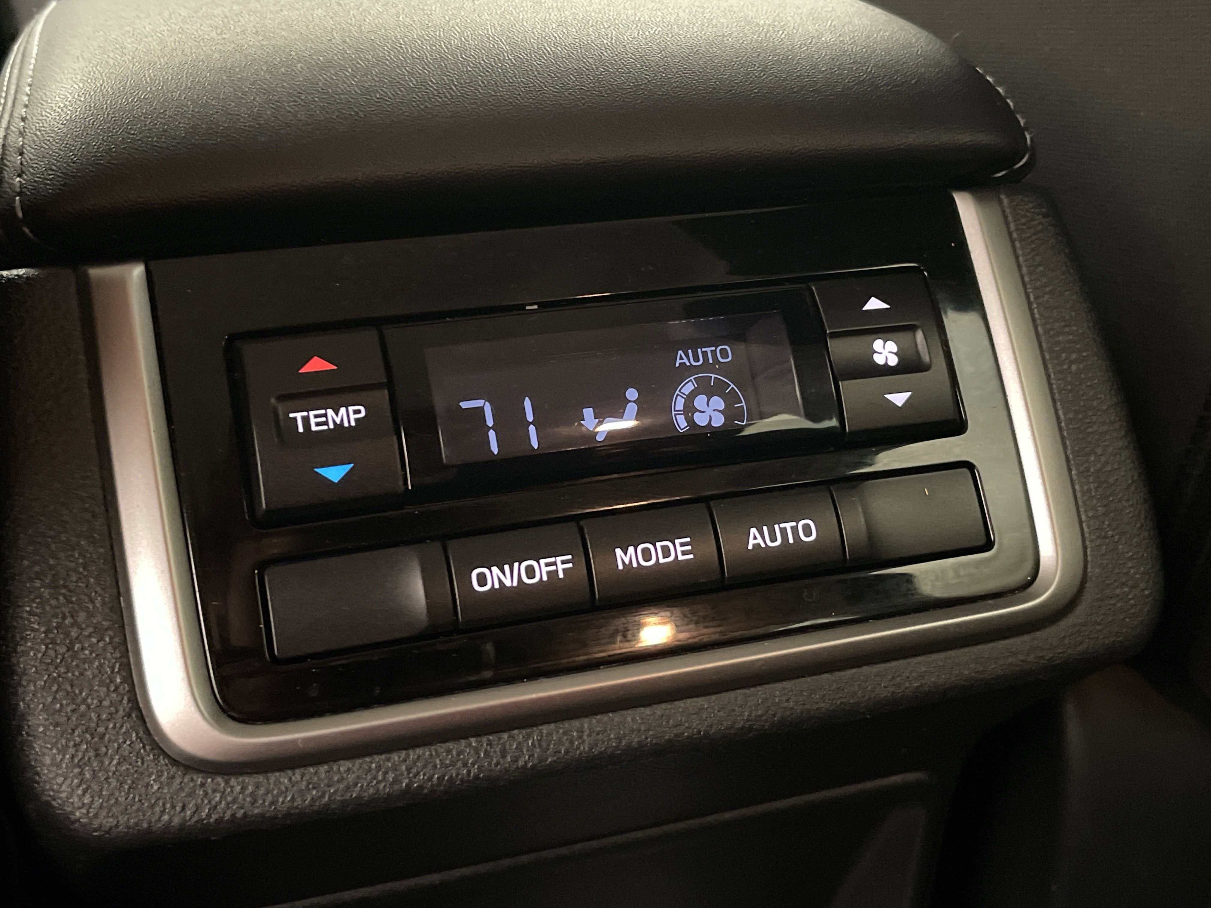 2023 Subaru Ascent Premium 8-Passenger