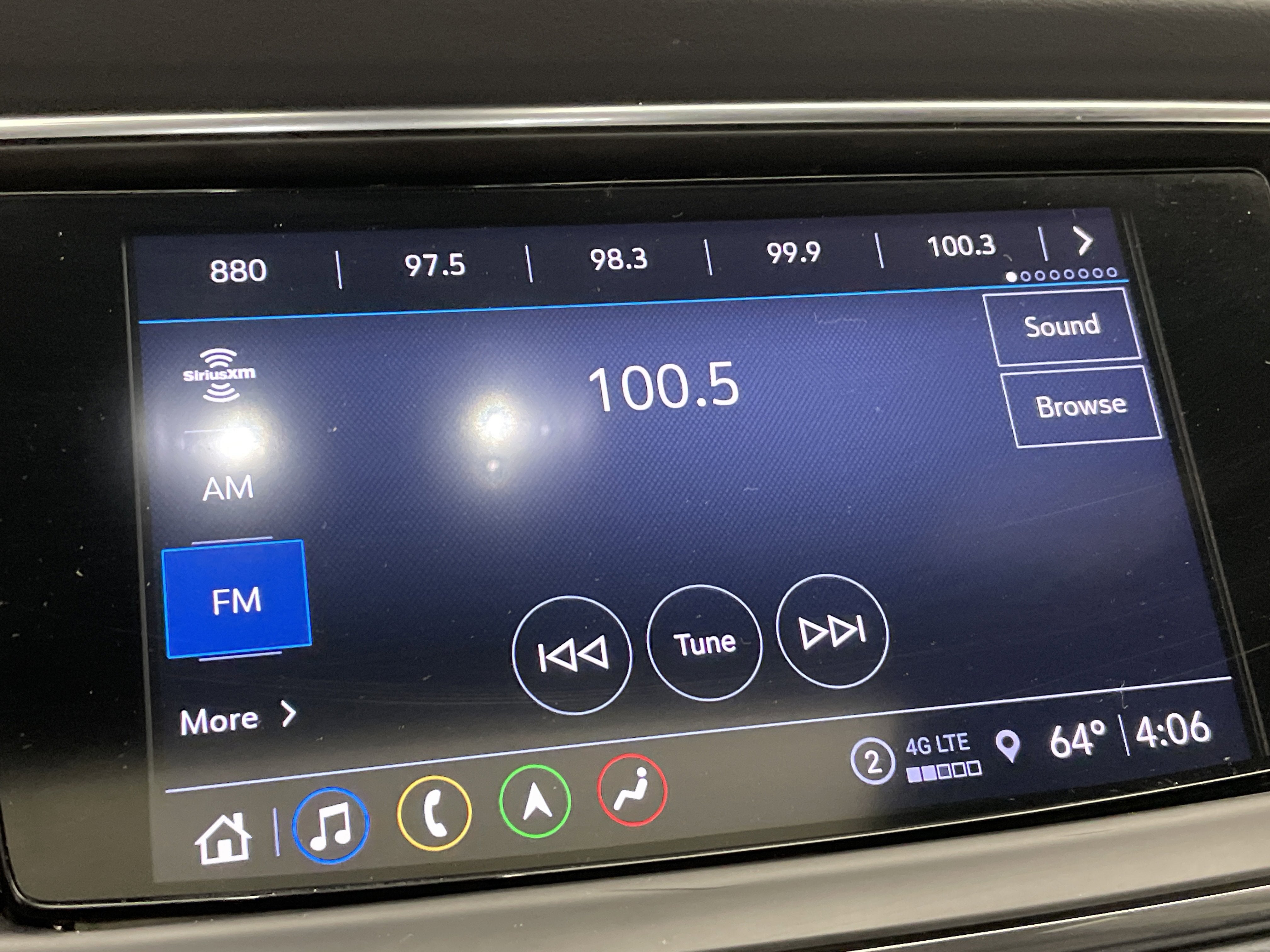 2023 Buick Enclave Essence