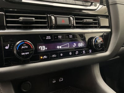 2023 Nissan Pathfinder SV FWD