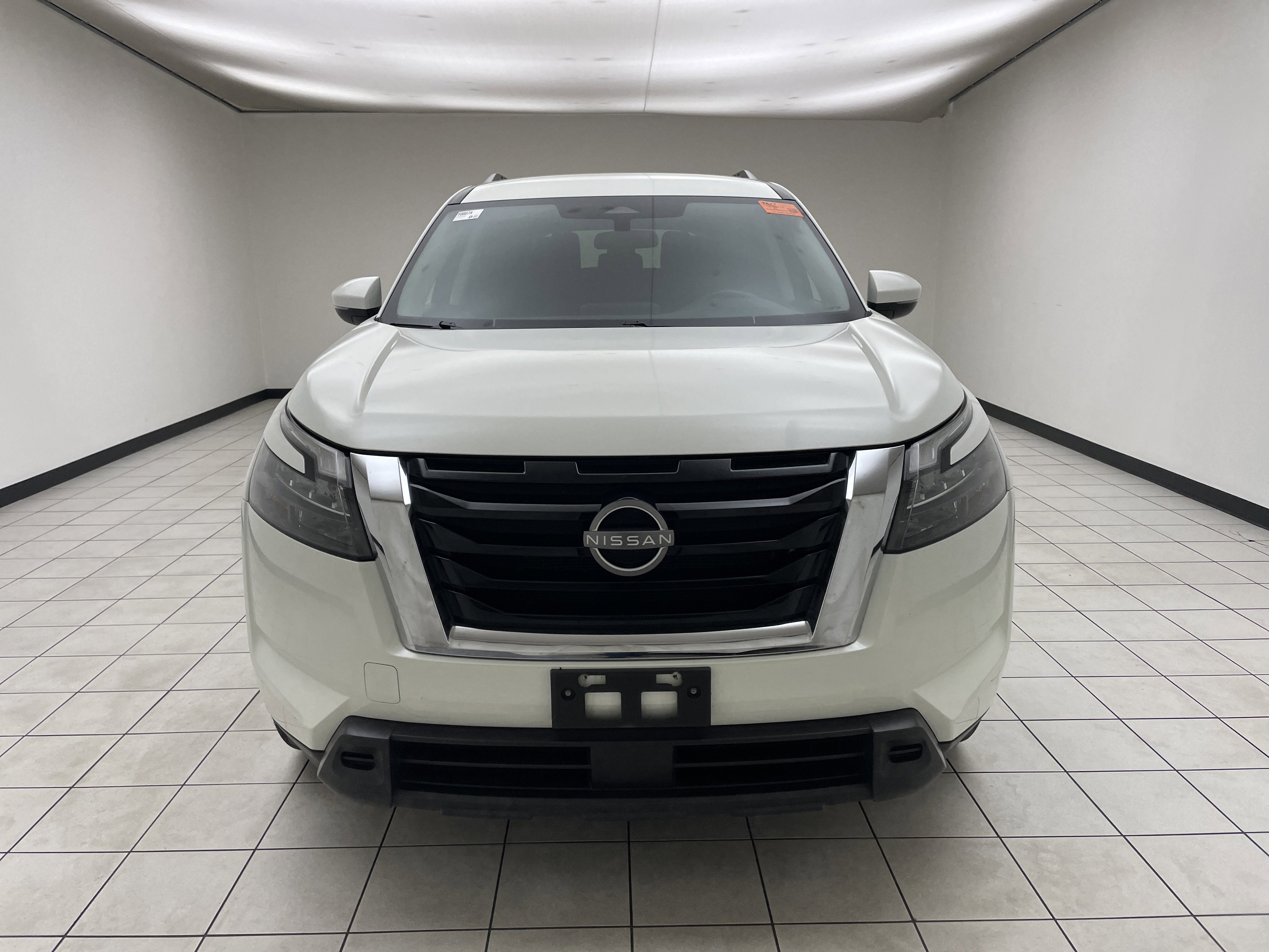 2023 Nissan Pathfinder SV FWD