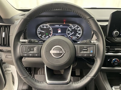 2023 Nissan Pathfinder SV FWD