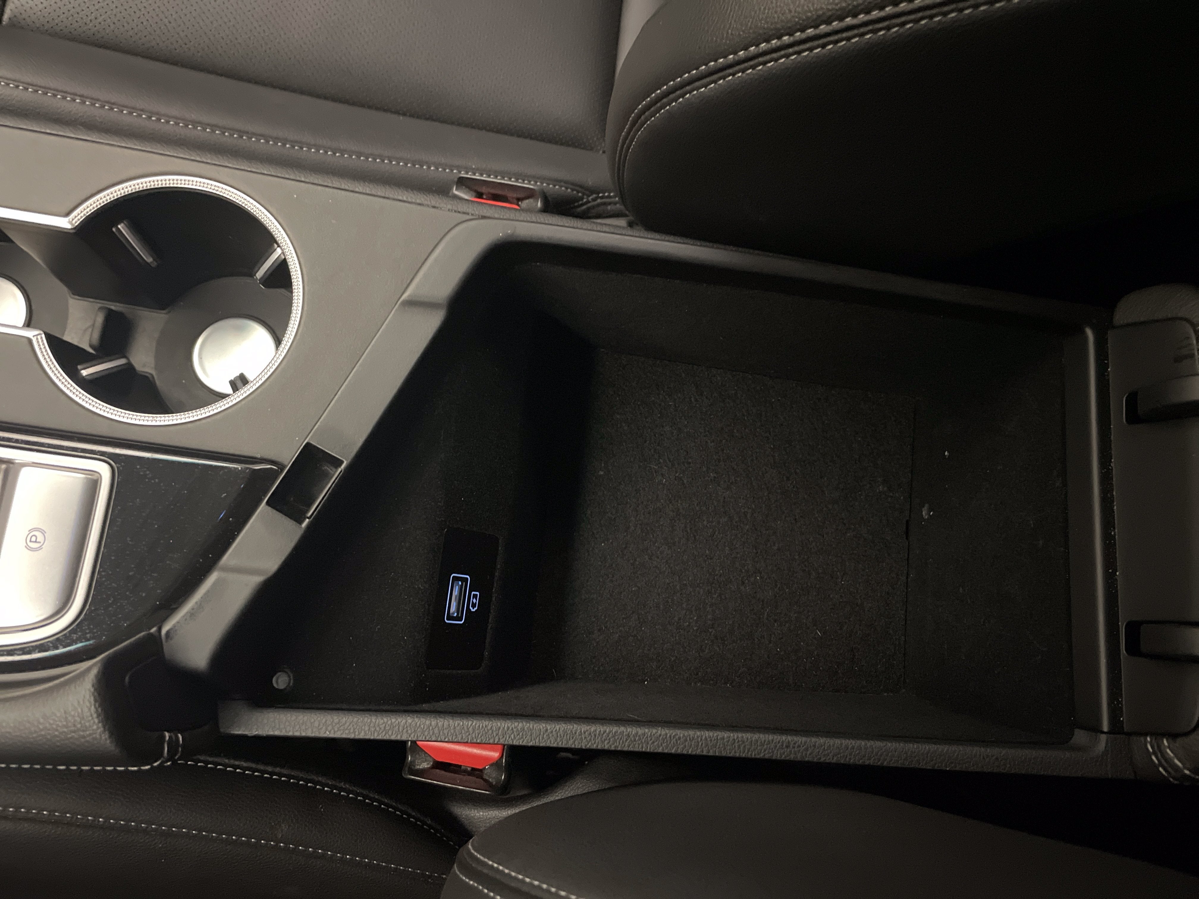 2022 Genesis G70 2.0T AWD