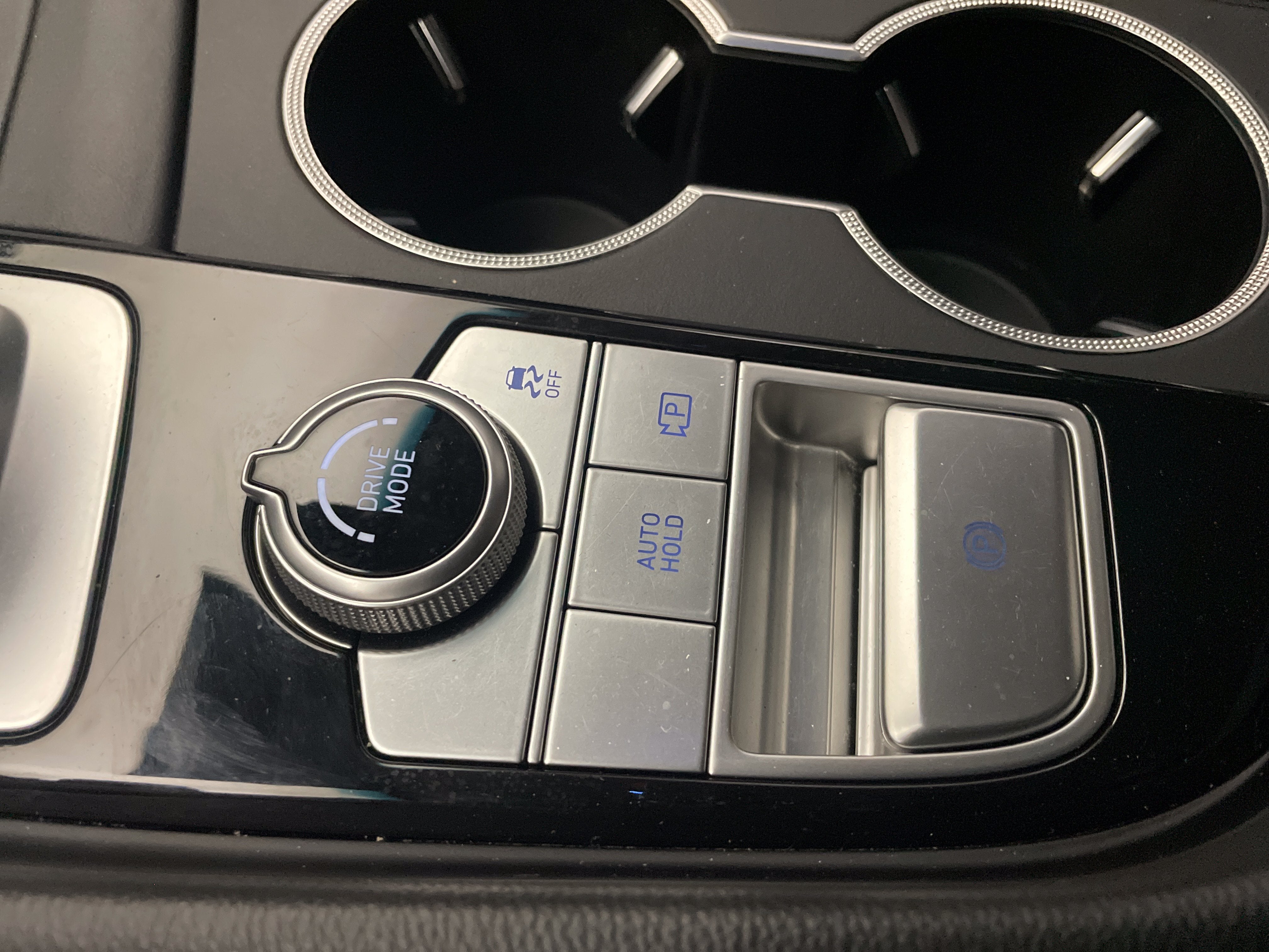 2022 Genesis G70 2.0T AWD