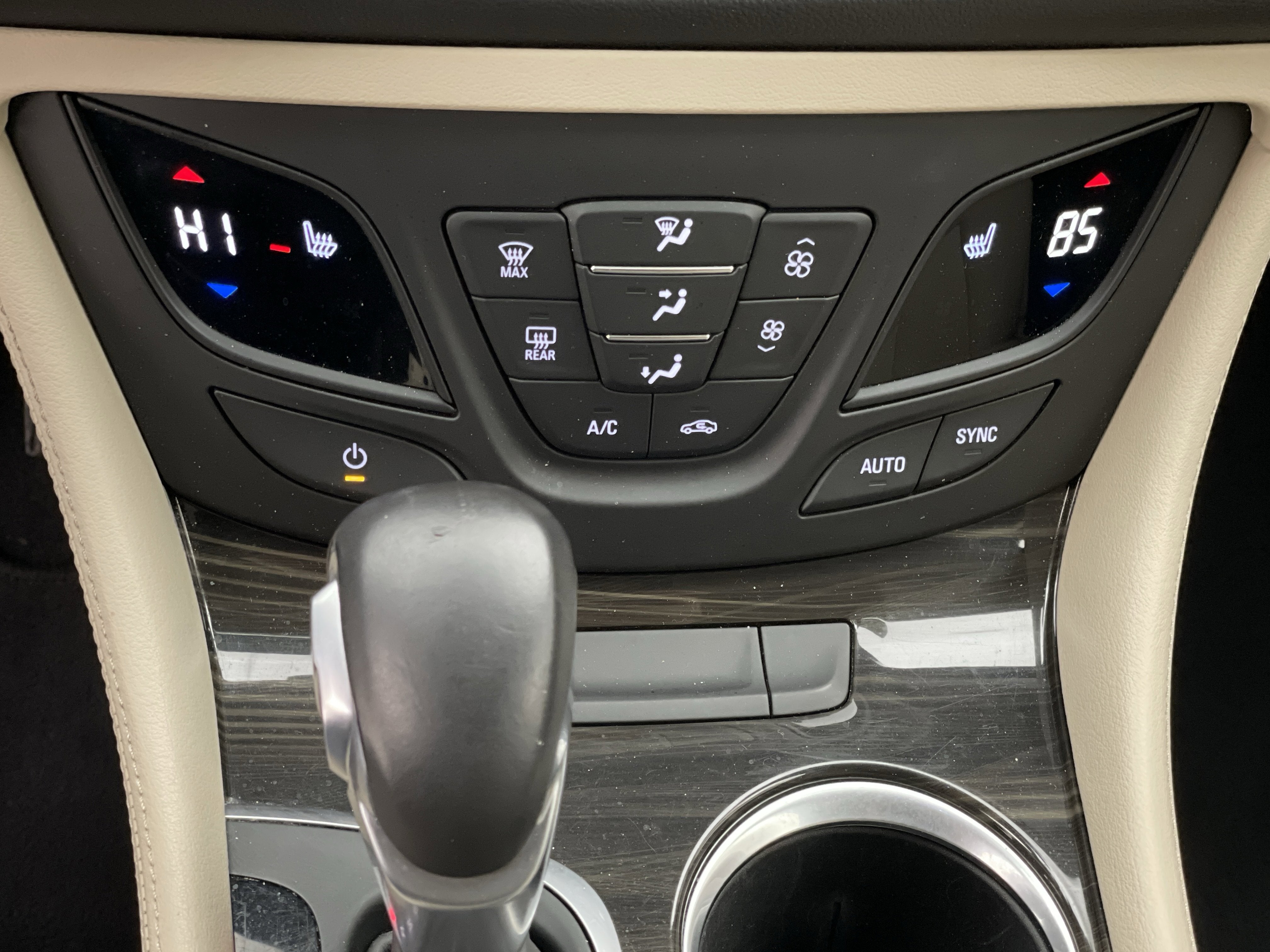 2020 Buick Envision Essence Group
